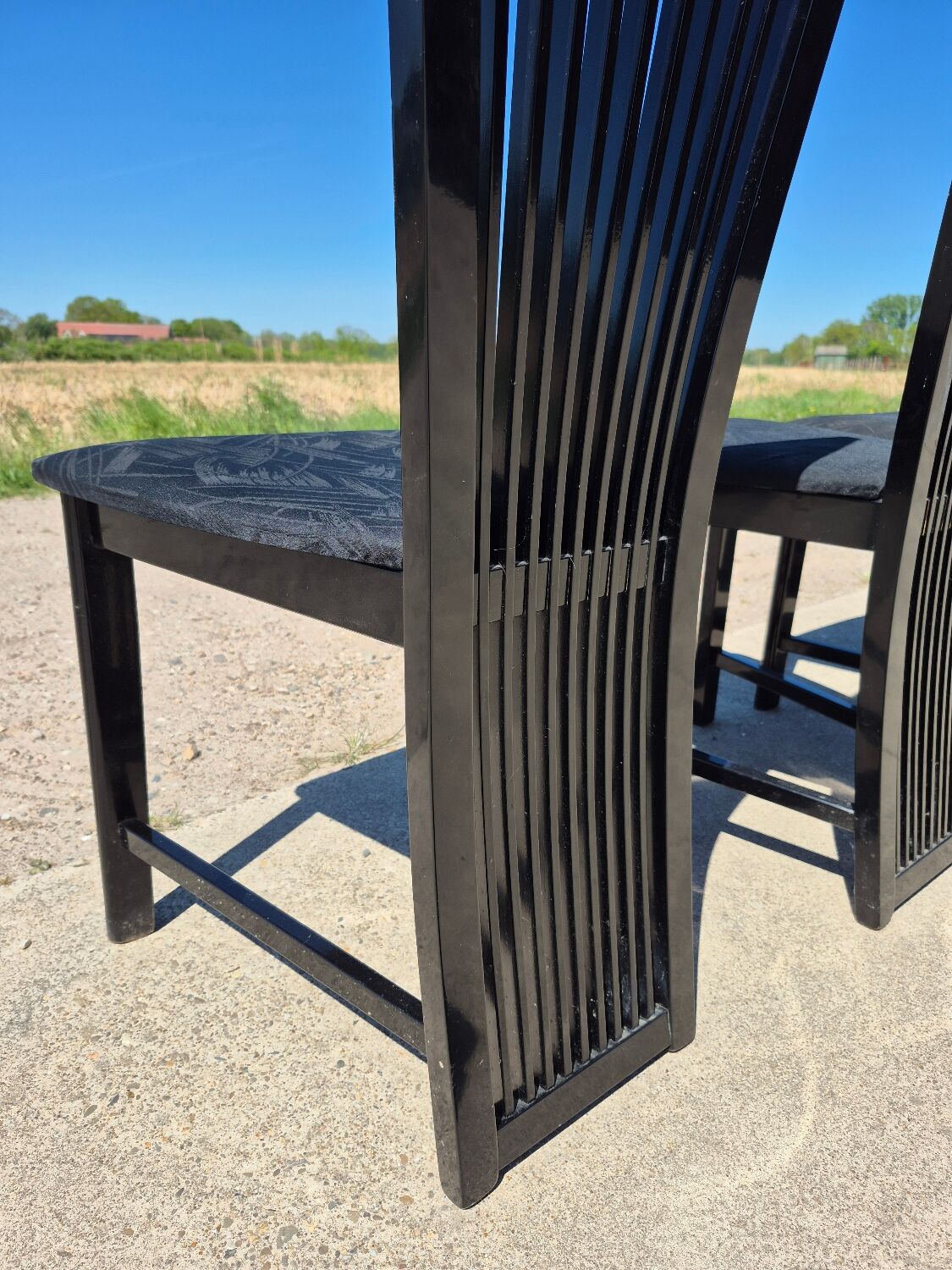 Set 4 postmodern black lacquer dining chairs 1980s