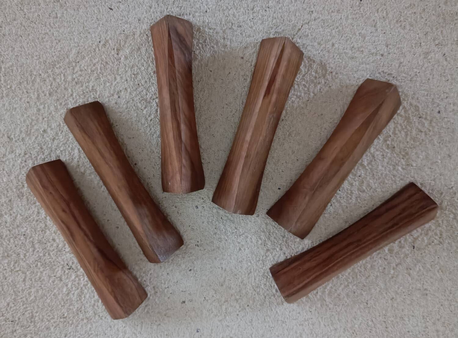 6 wooden knife holders
