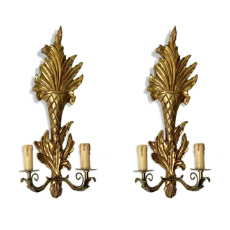 Louis XVI Neoclassical sconces in gilded wood, made in Italy, from the 1960s