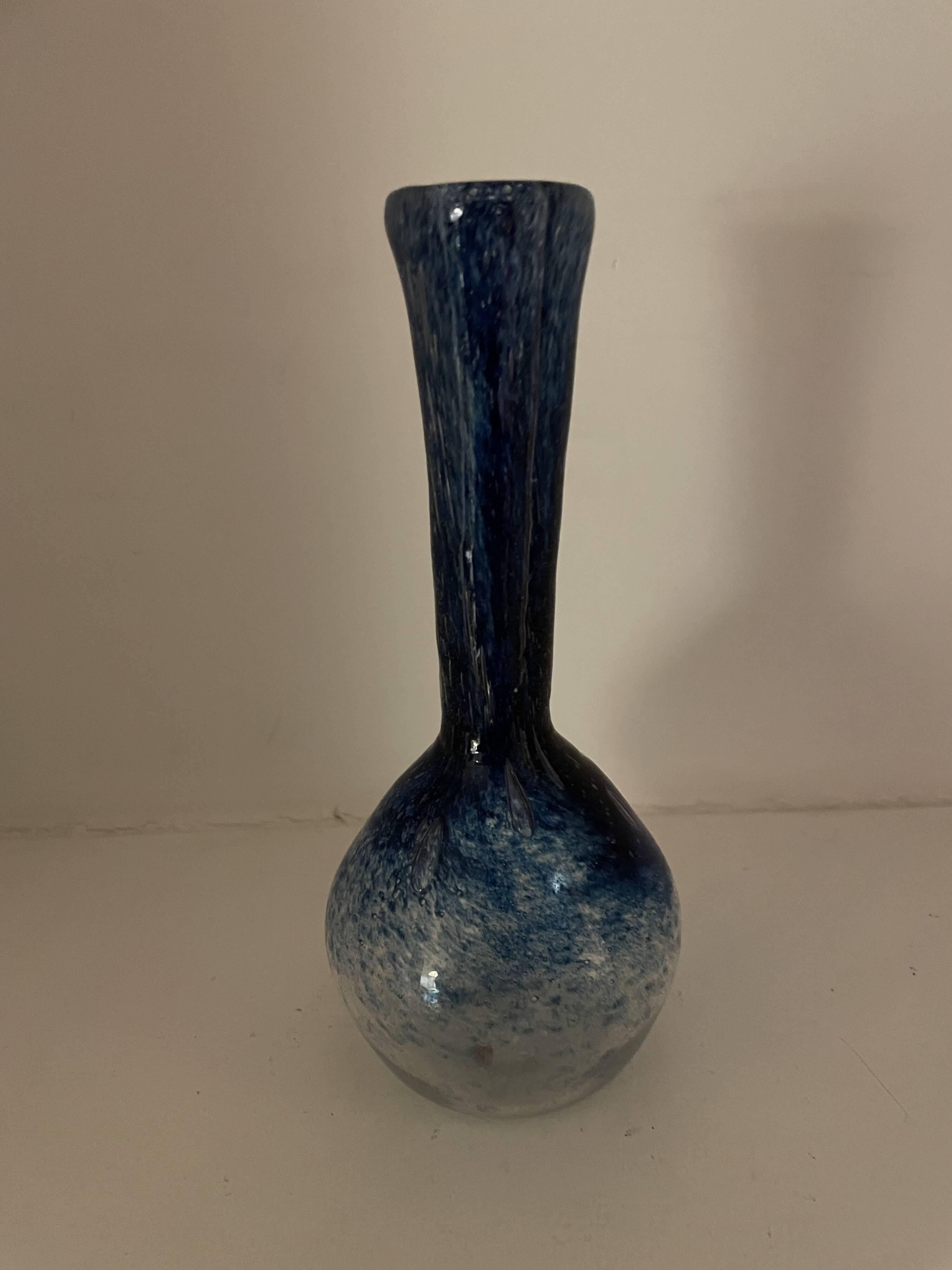 Set of 12 decorative items