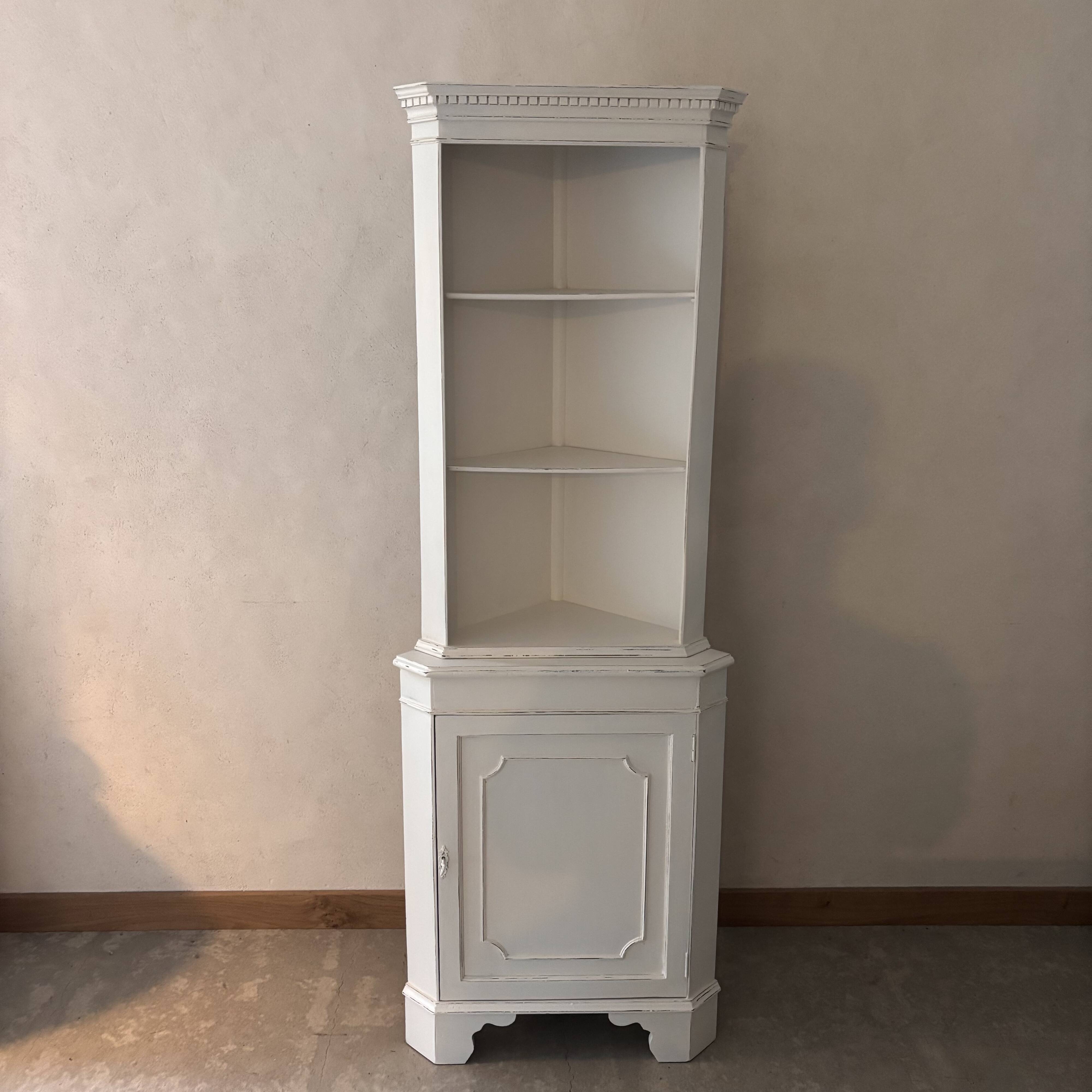 White wooden corner unit