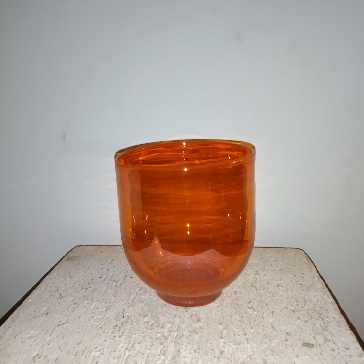 Vase en verre soufflé