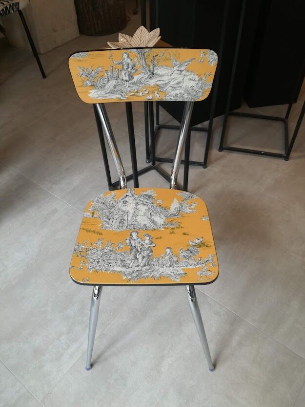 Chaise vintage toile de jouy