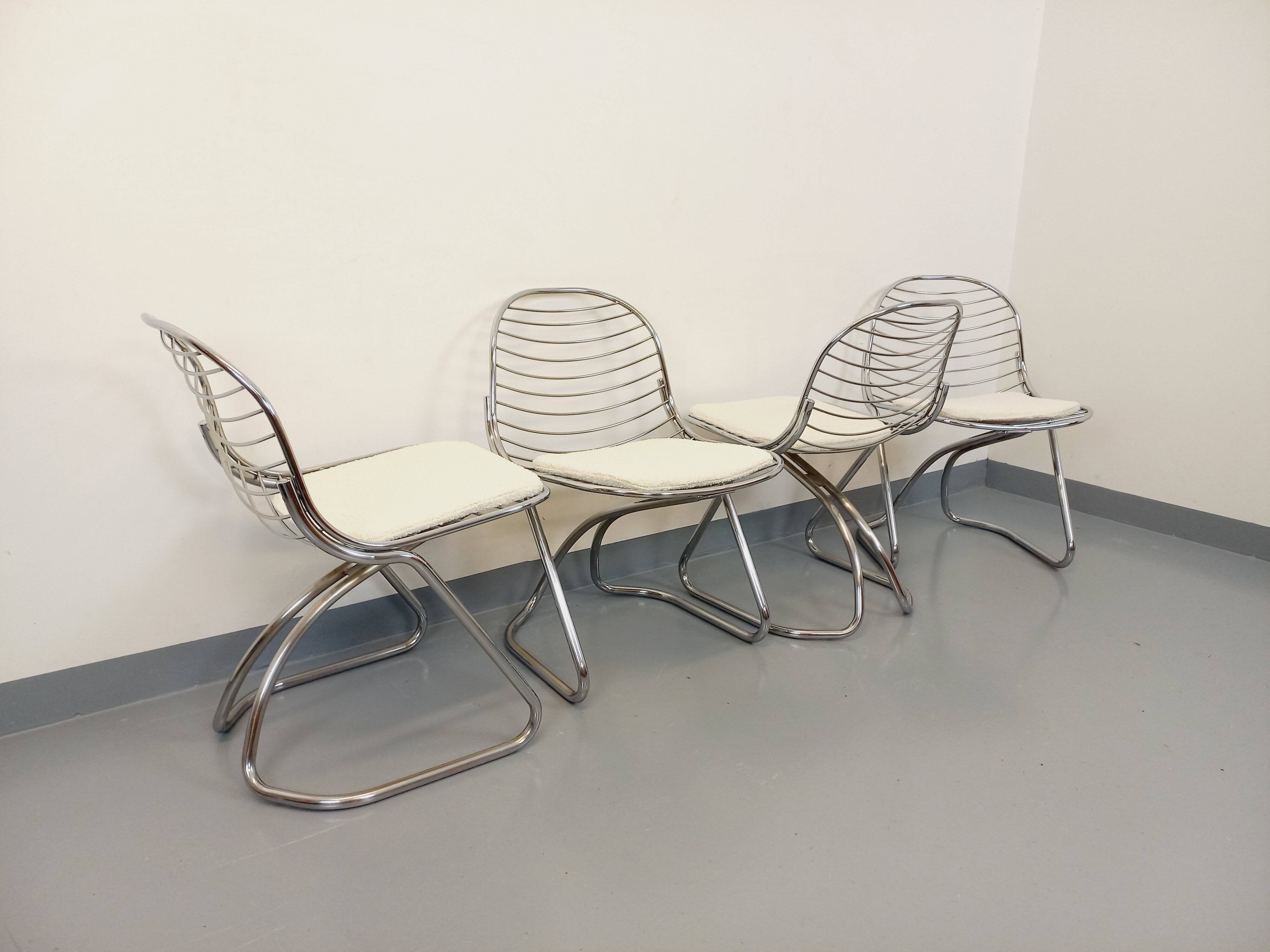 Set of 4 vintage Italian Gastone Rinaldi style chairs in chrome metal