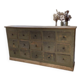 Green patina workshop furniture