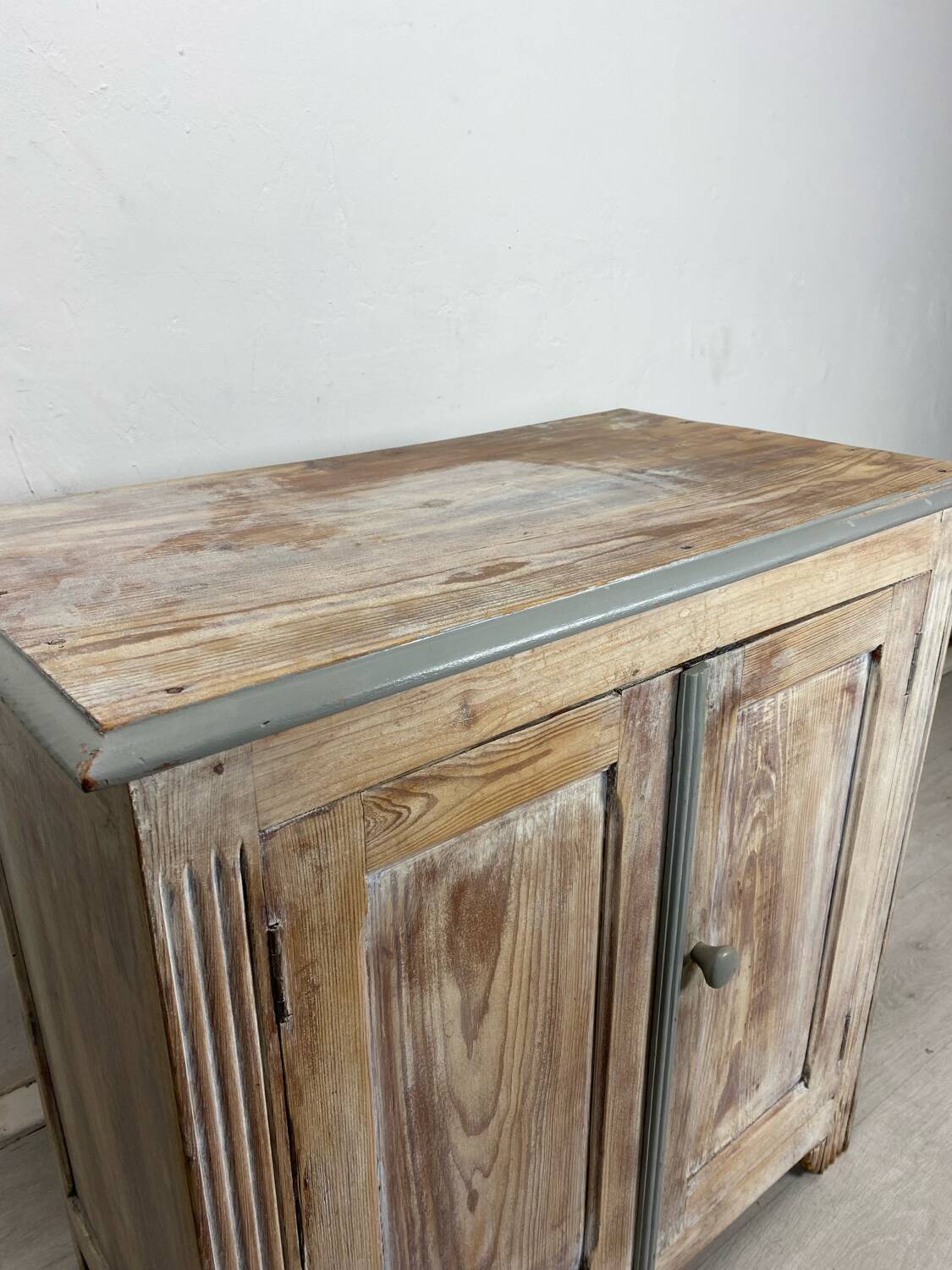 Little Parisian buffet