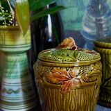 Sugar bowl in barbotine with oak branches