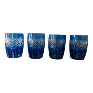 4 verres en cristal bleu anciens