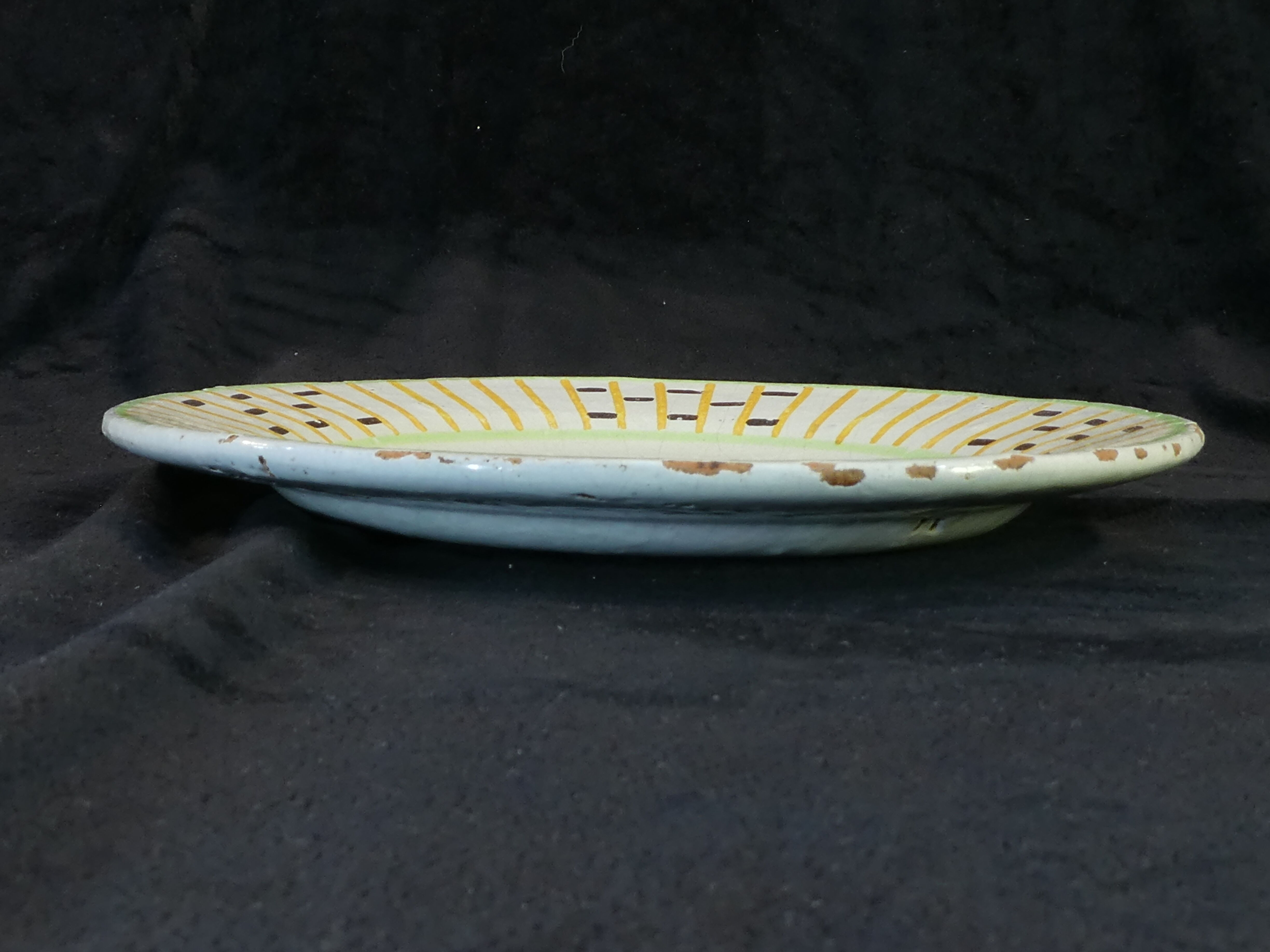 Old plate primavera decoration of woman