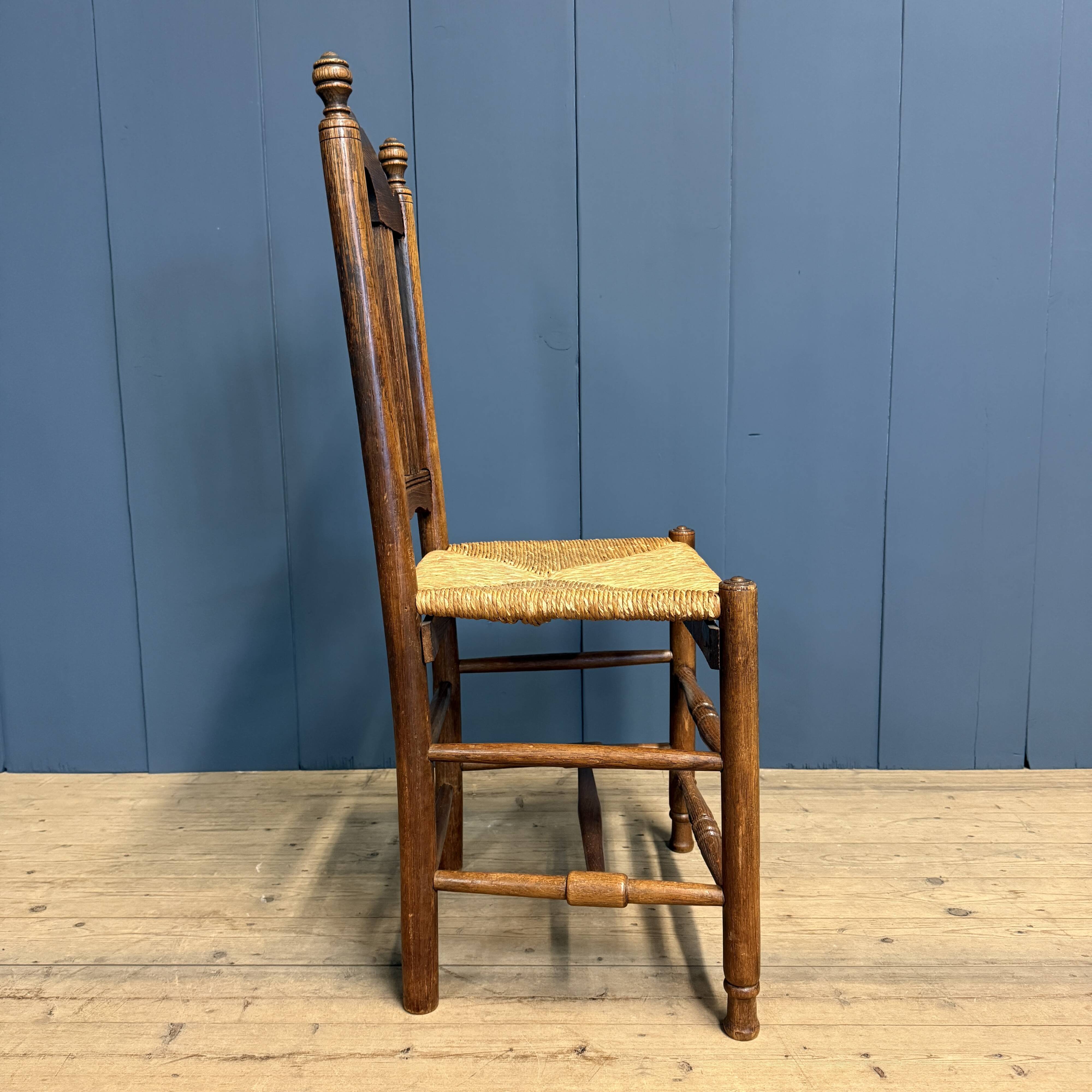 Dutch chair in oak with a straw seat