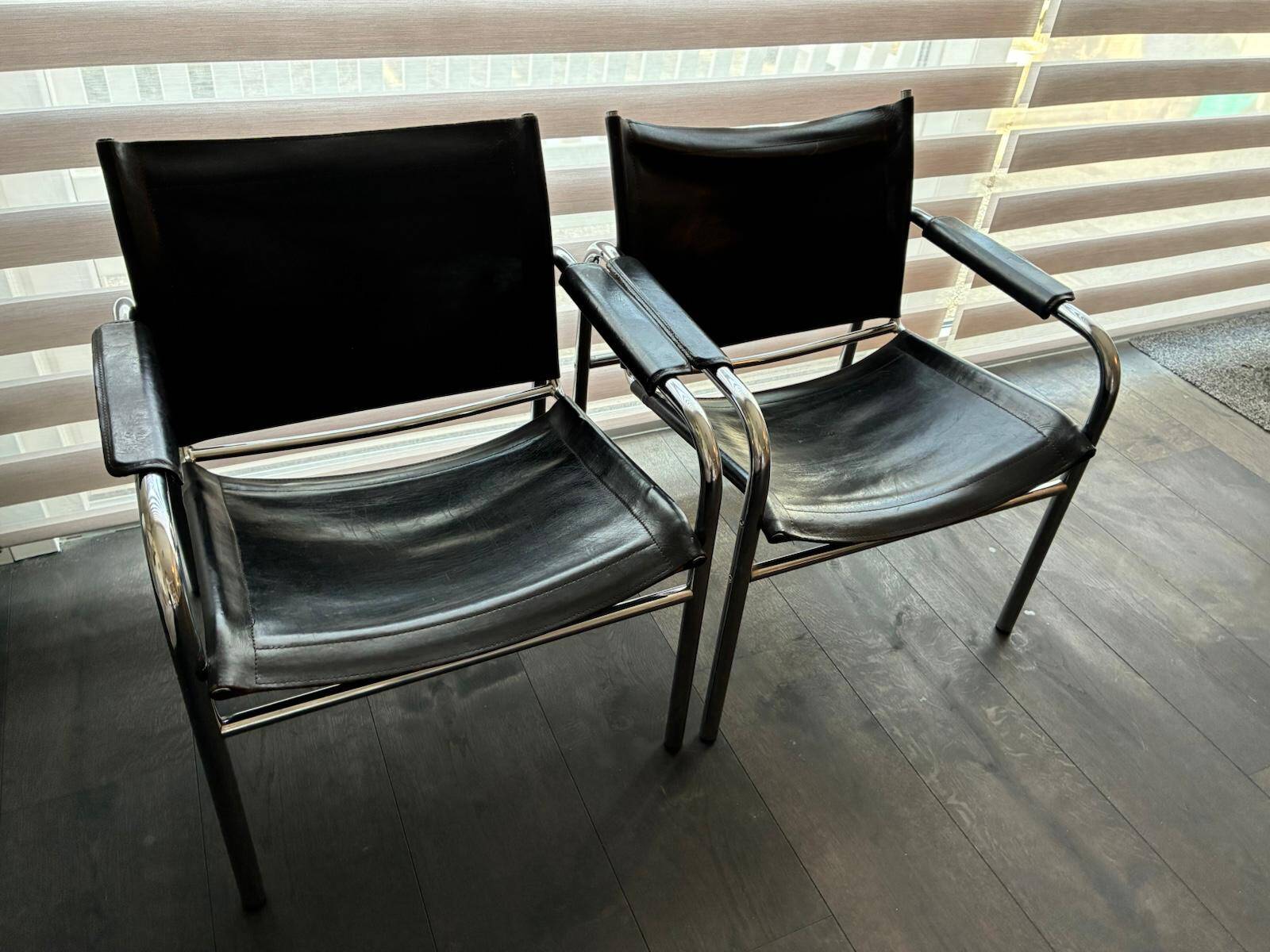 Ensemble de 2 chaises, modèle « Klinte », conçu par Tord Björklund.