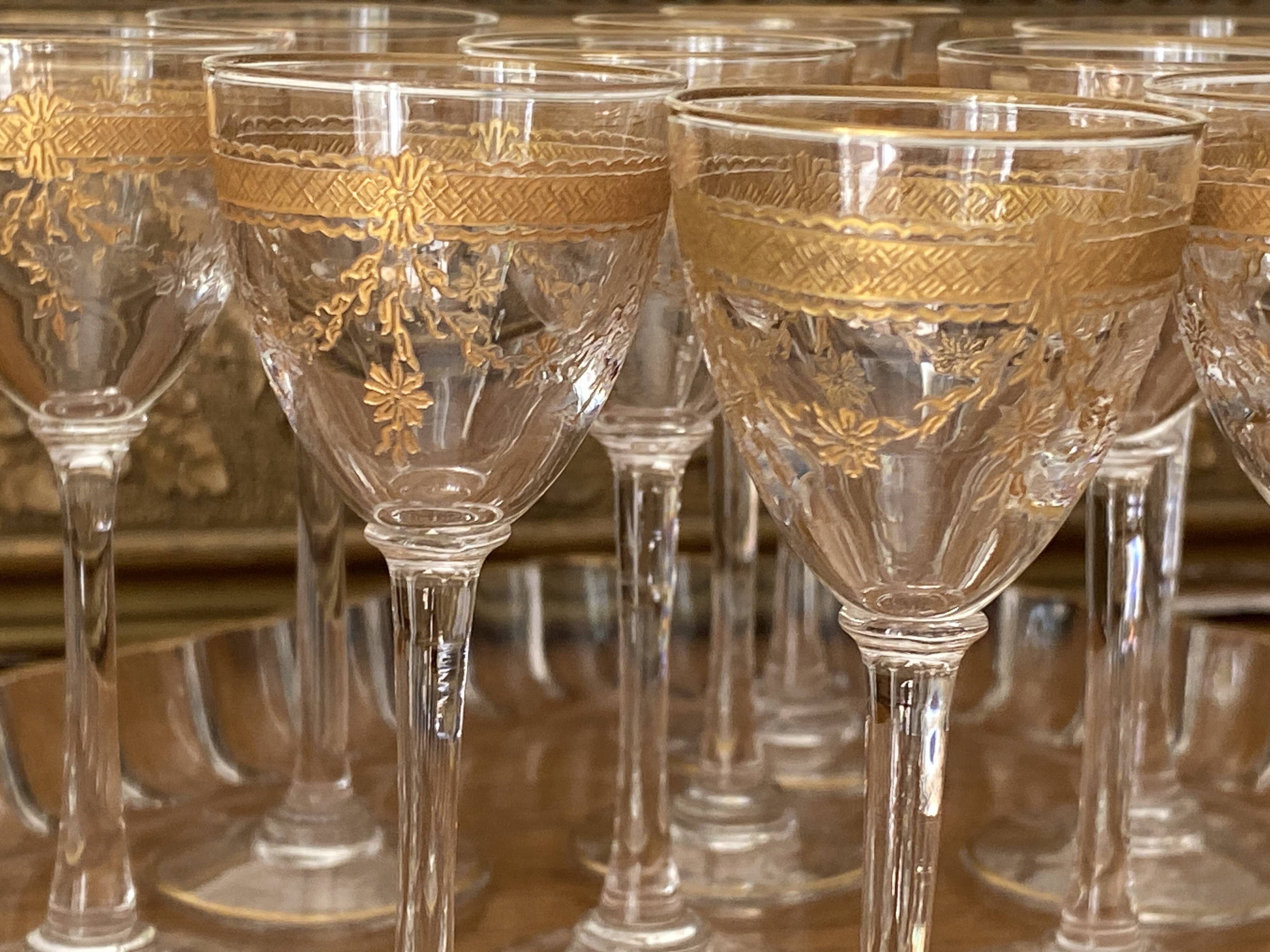 Saint Louis 14-piece liqueur set, fine 19th century gold-plated crystal