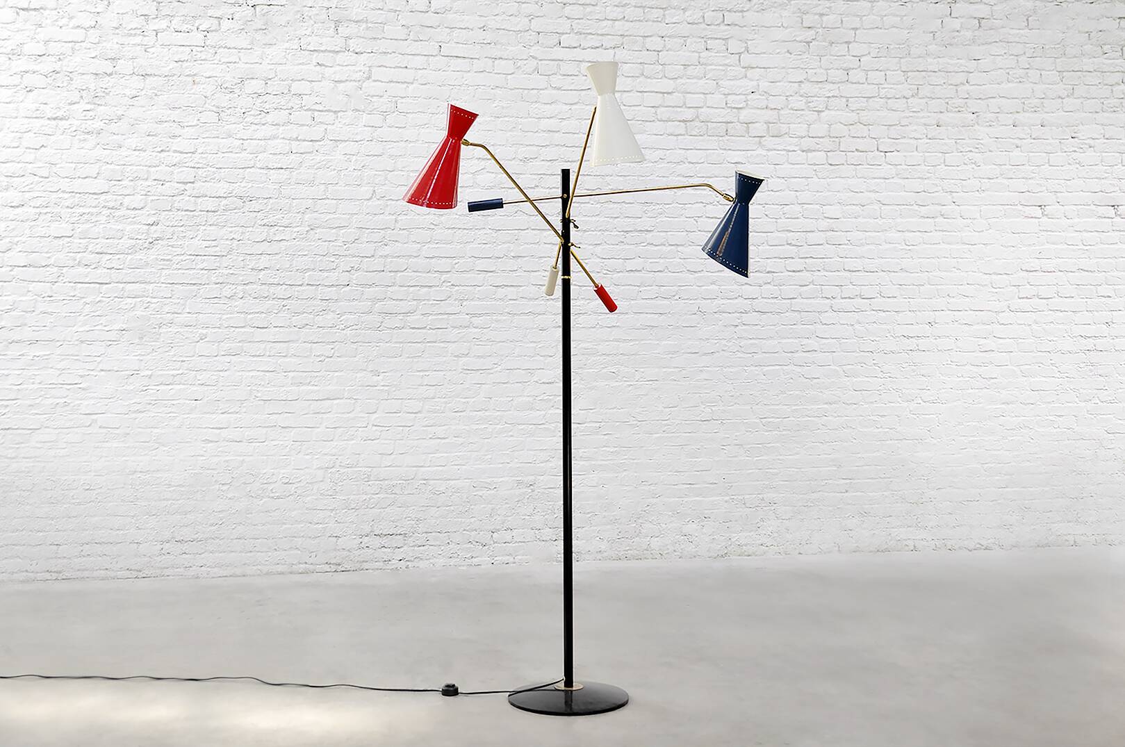 Original Italian 'Triennale' floor lamp attributed to Stilnovo