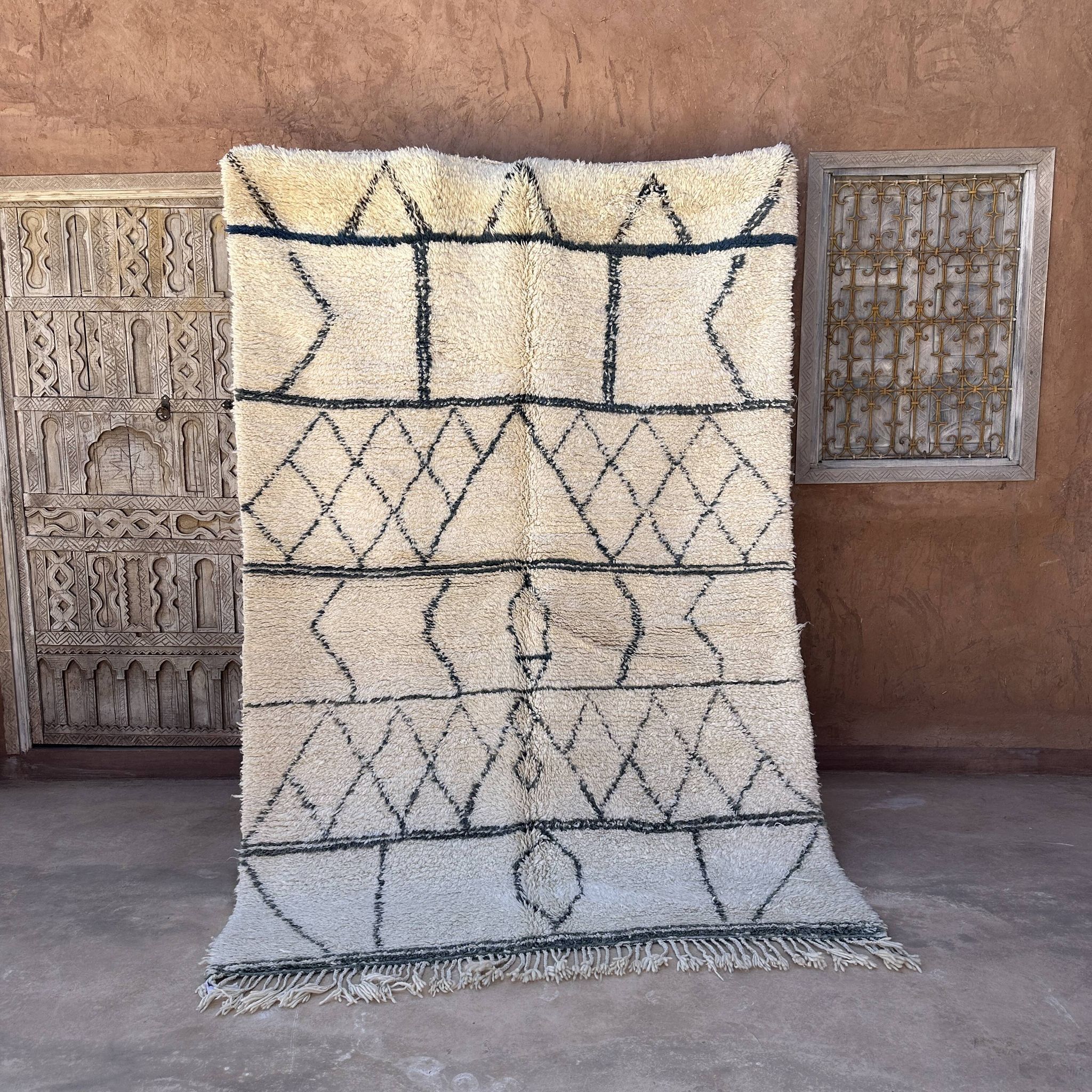 White Marmoucha Moroccan rug - 246 x 167 cm