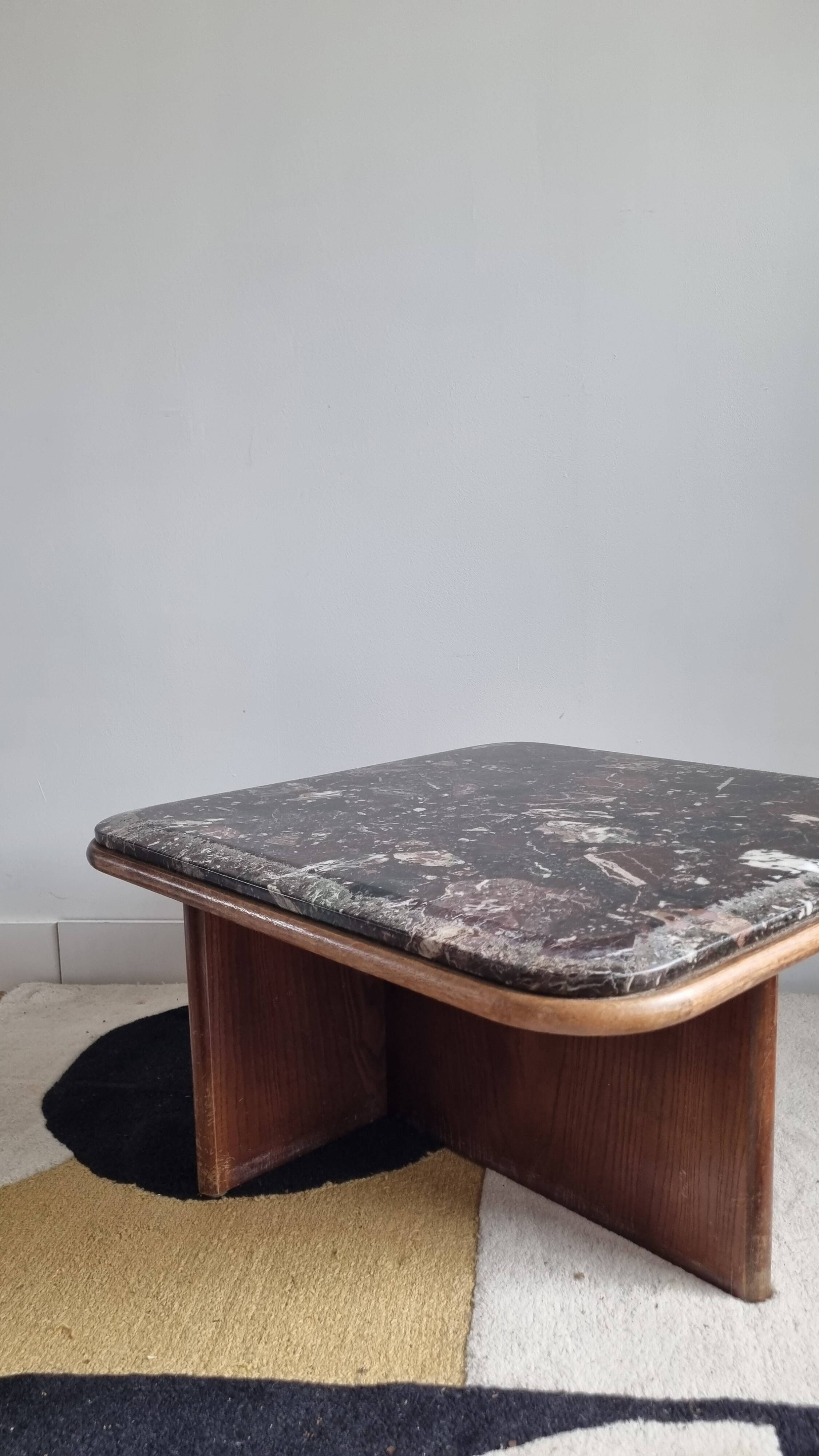 Table basse vintage en marbre