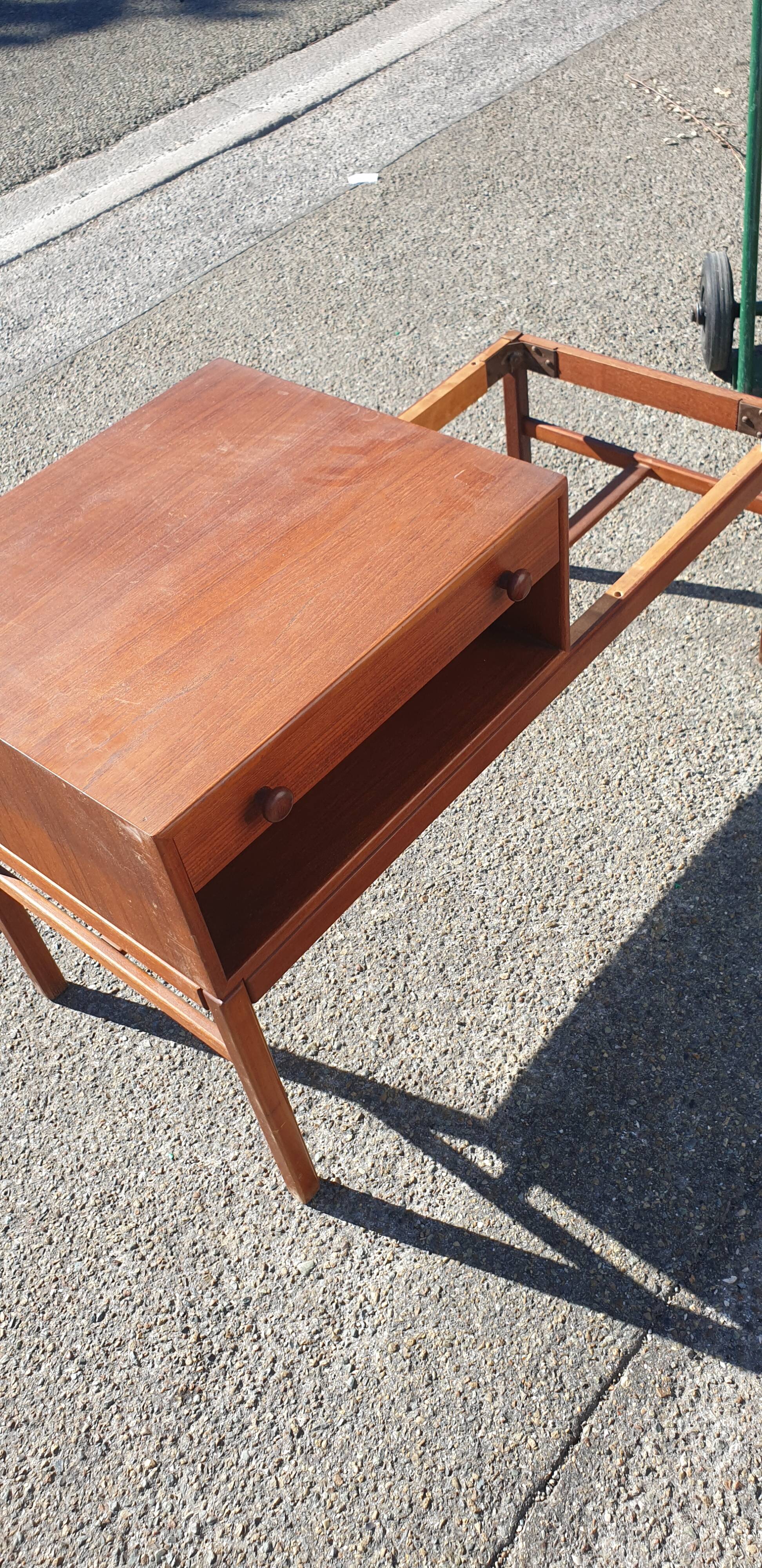 Desing 60 entry cabinet in swedish teak