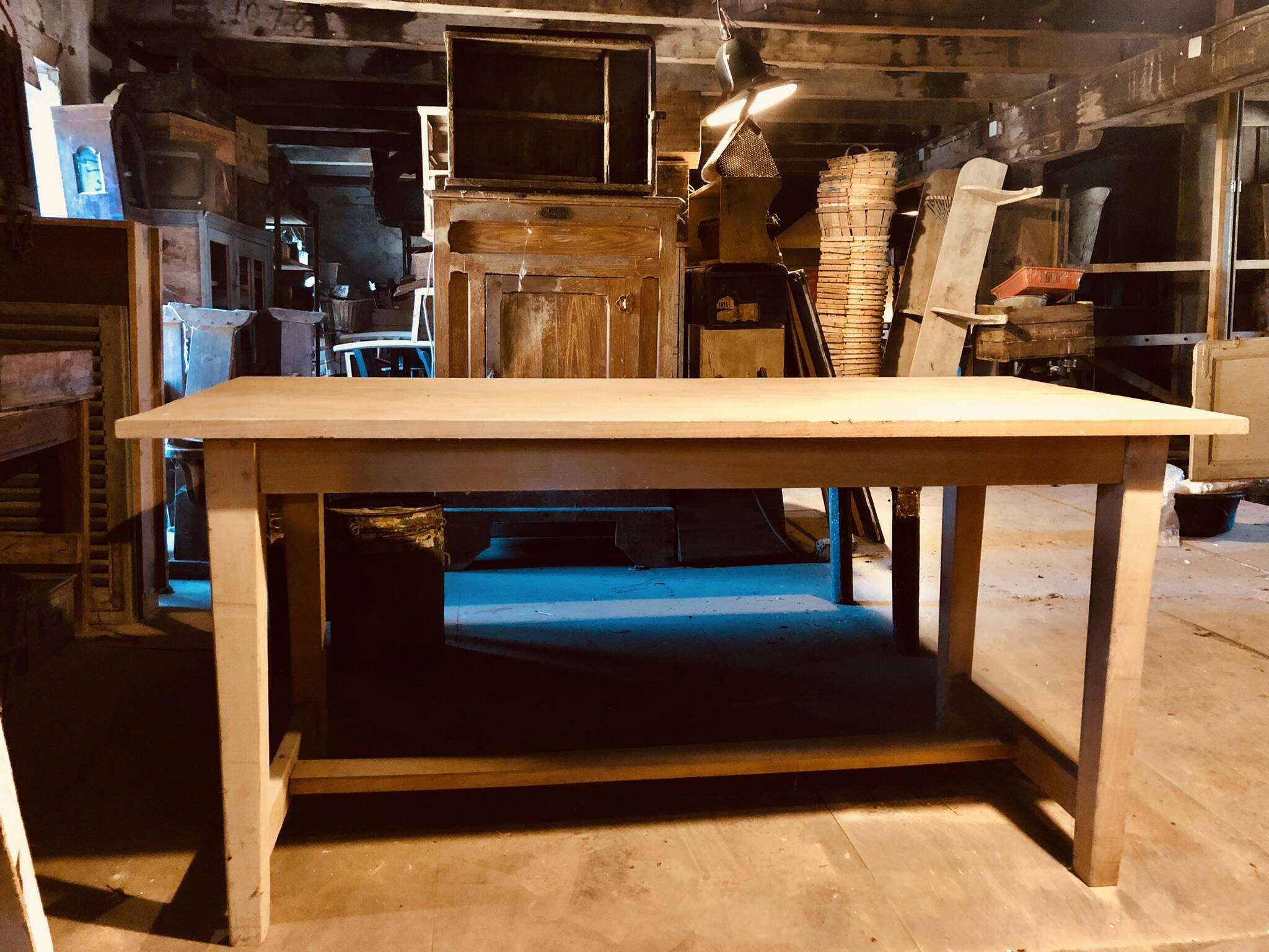 Large high country table