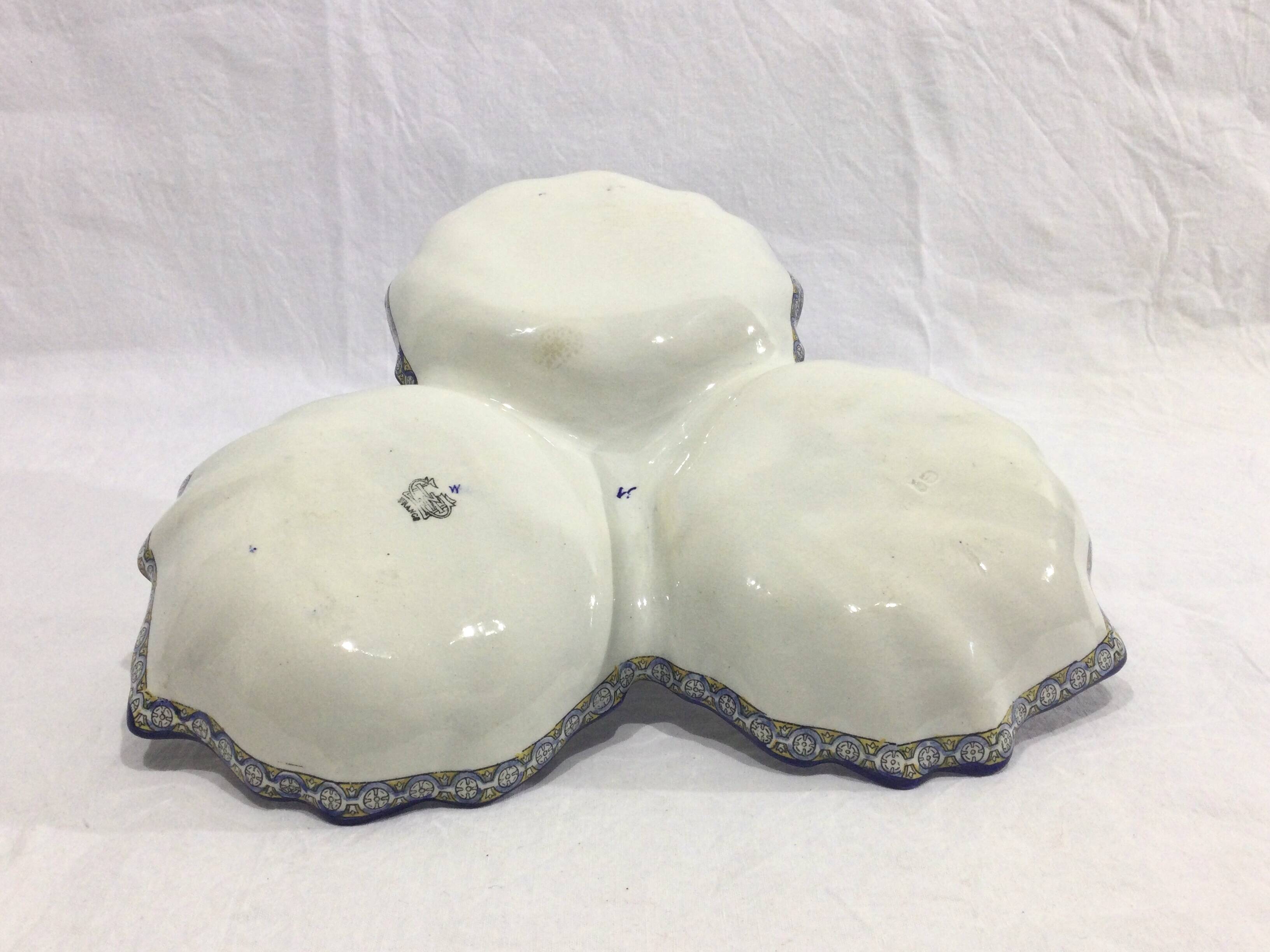 Gien - Hors d'oeuvres dish Renaissance décor