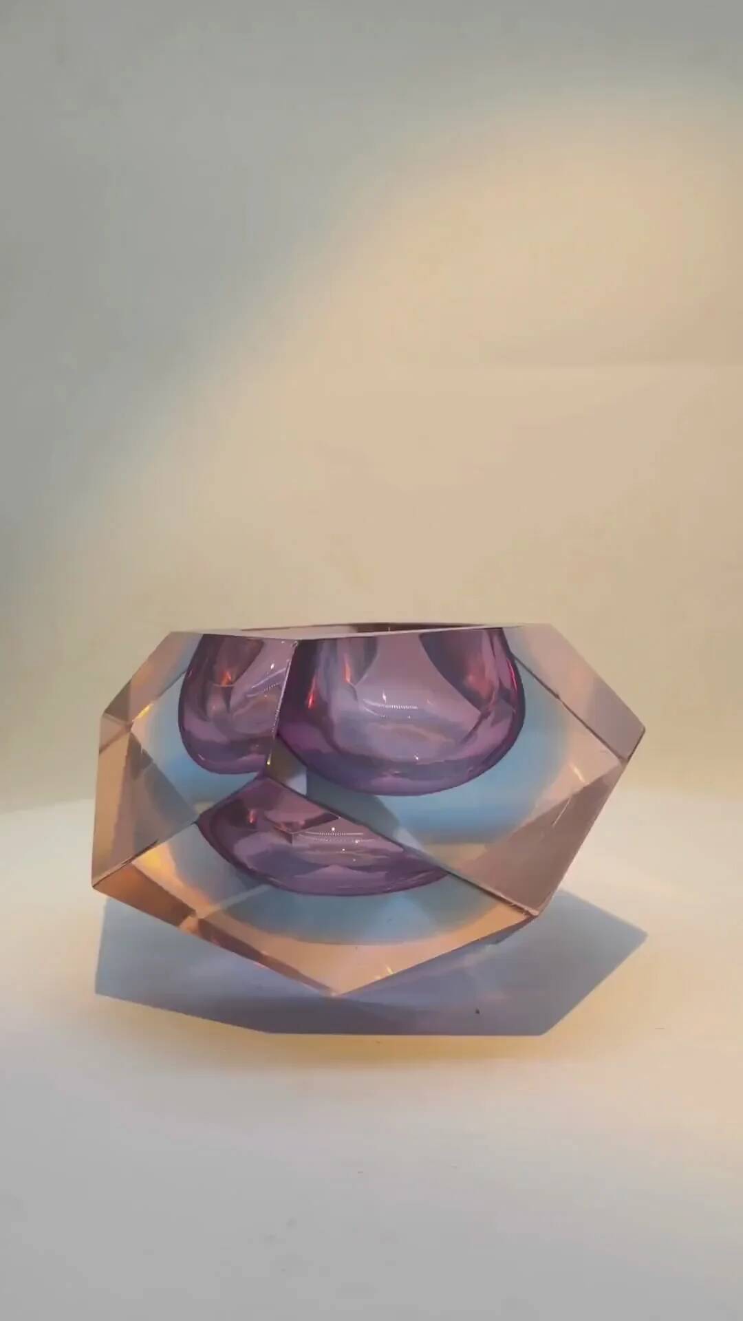1960s rare colours multifaceted ashtray or catch-all in Murano glass by Flavio Poli for Seguso. Made in Italy