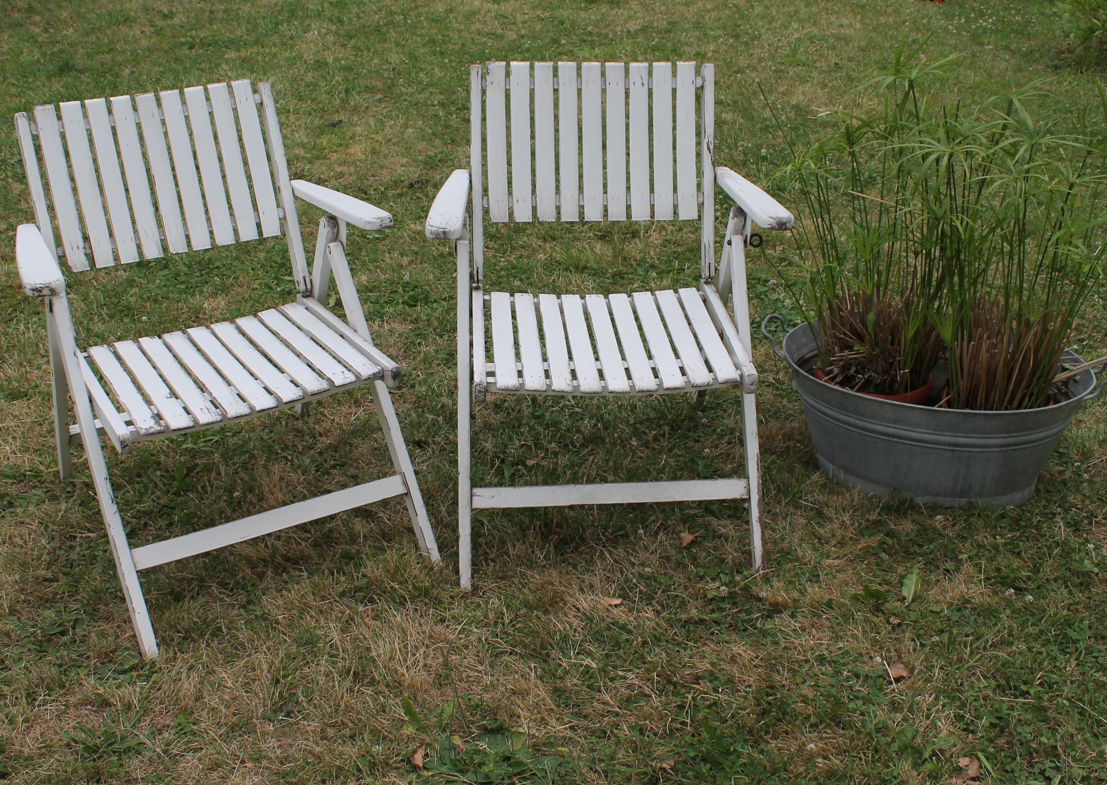 R. Gleizes table armchairs & vintage garden chair set