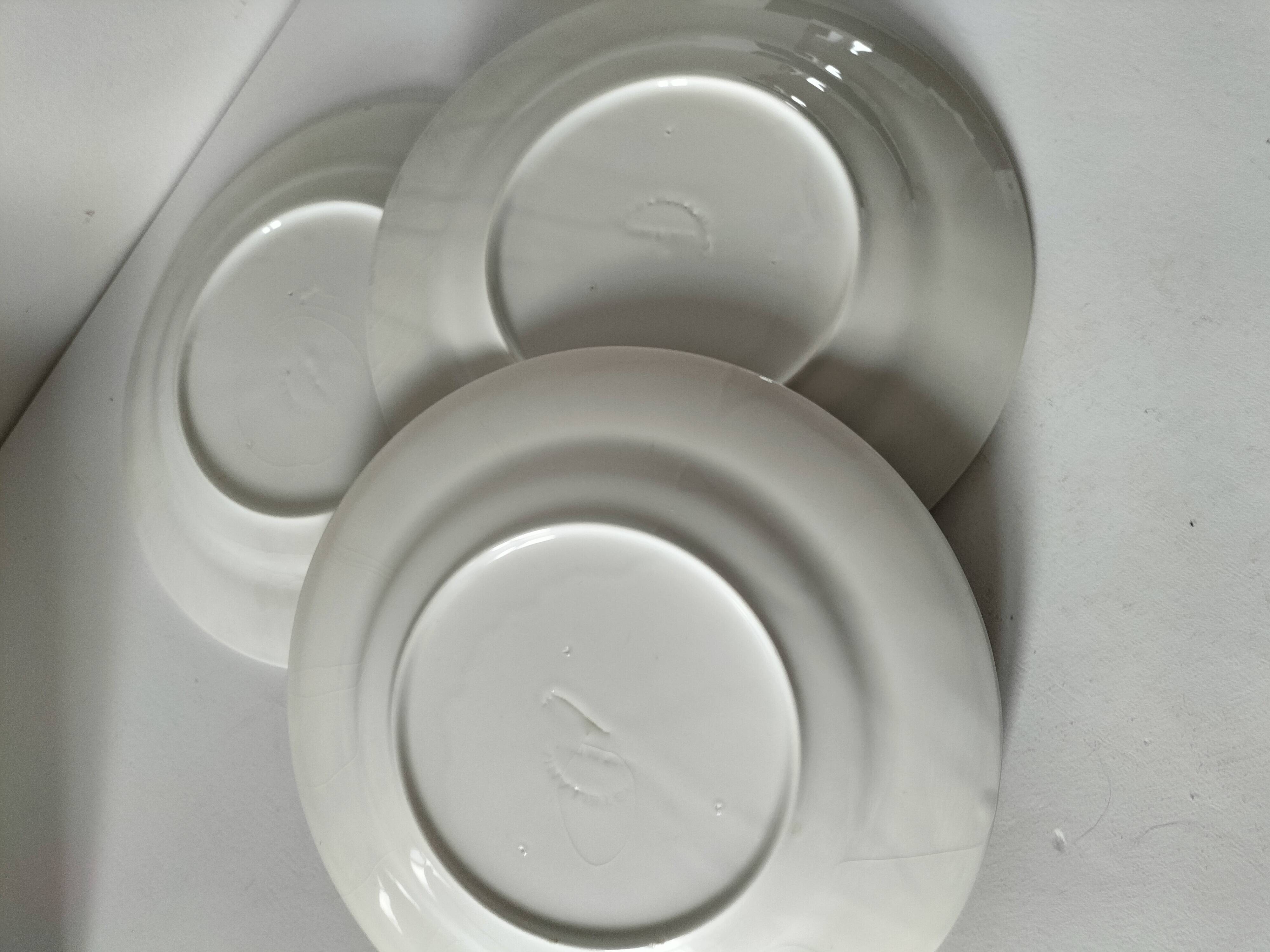 Trio of Castellania plates in Italian earthenware, vintage blue decoration