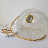 Suspension in scrambled molded glass