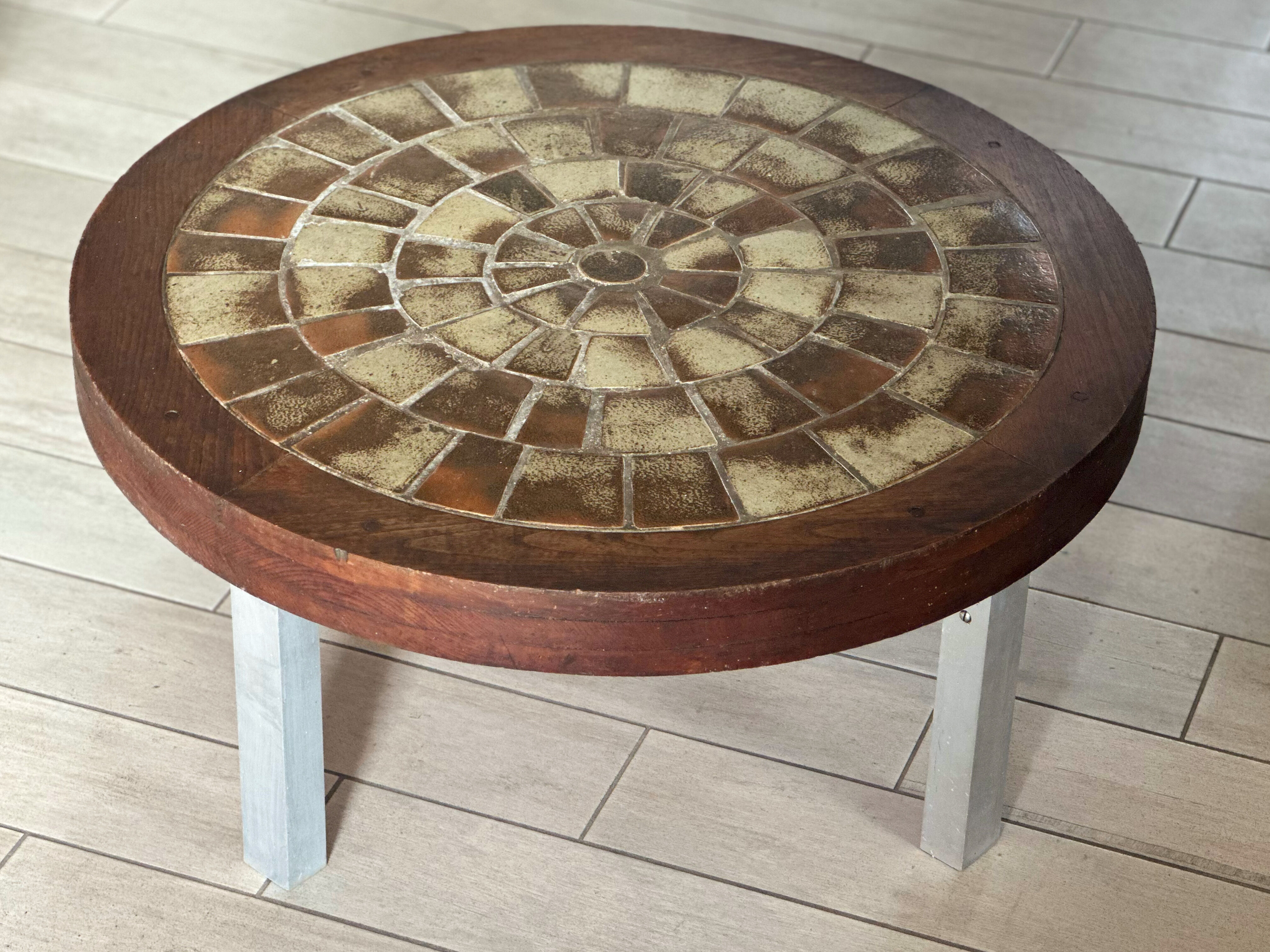 Ceramic coffee table vintage design 60s