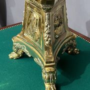 Large floor candelabrum in solid bronze. Height 100 cm.