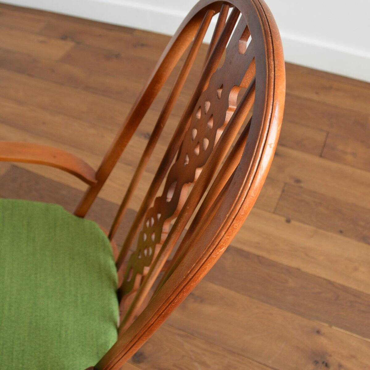 Rocking chair Windsor  vintage 1950s