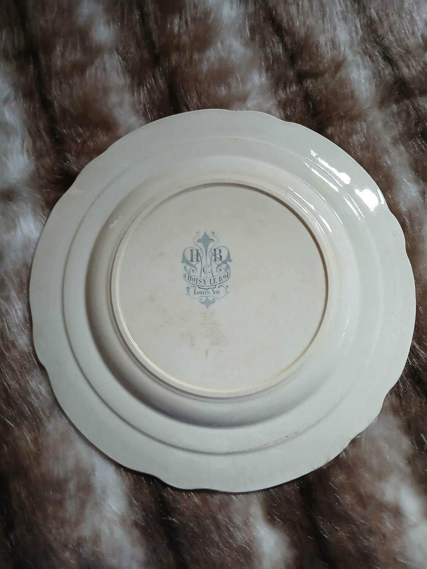 10 antique flat plates "Louis XIII" Choisy le Roi