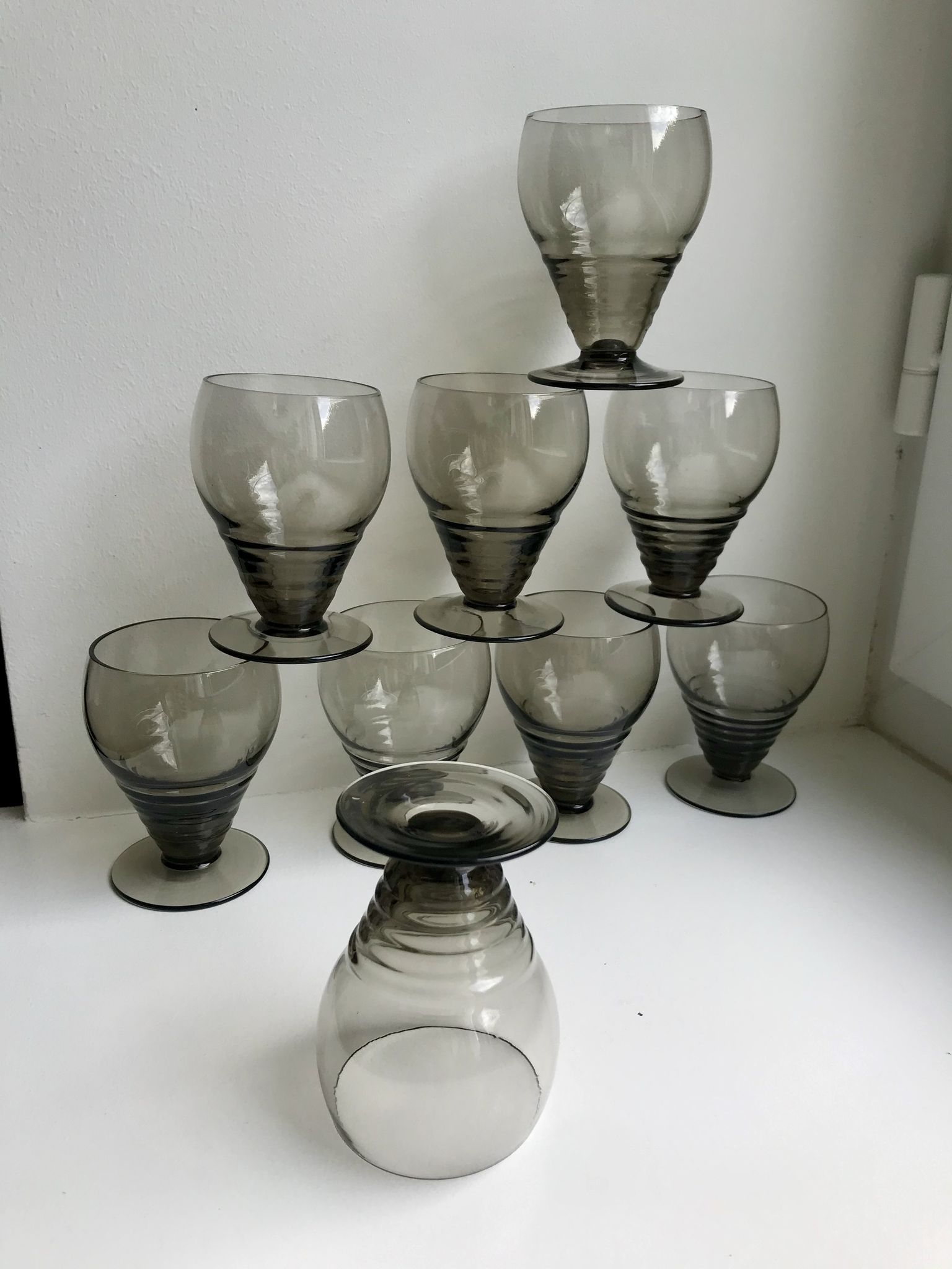 Set of 9 art deco liqueur glasses in smoked glass 30-40s
