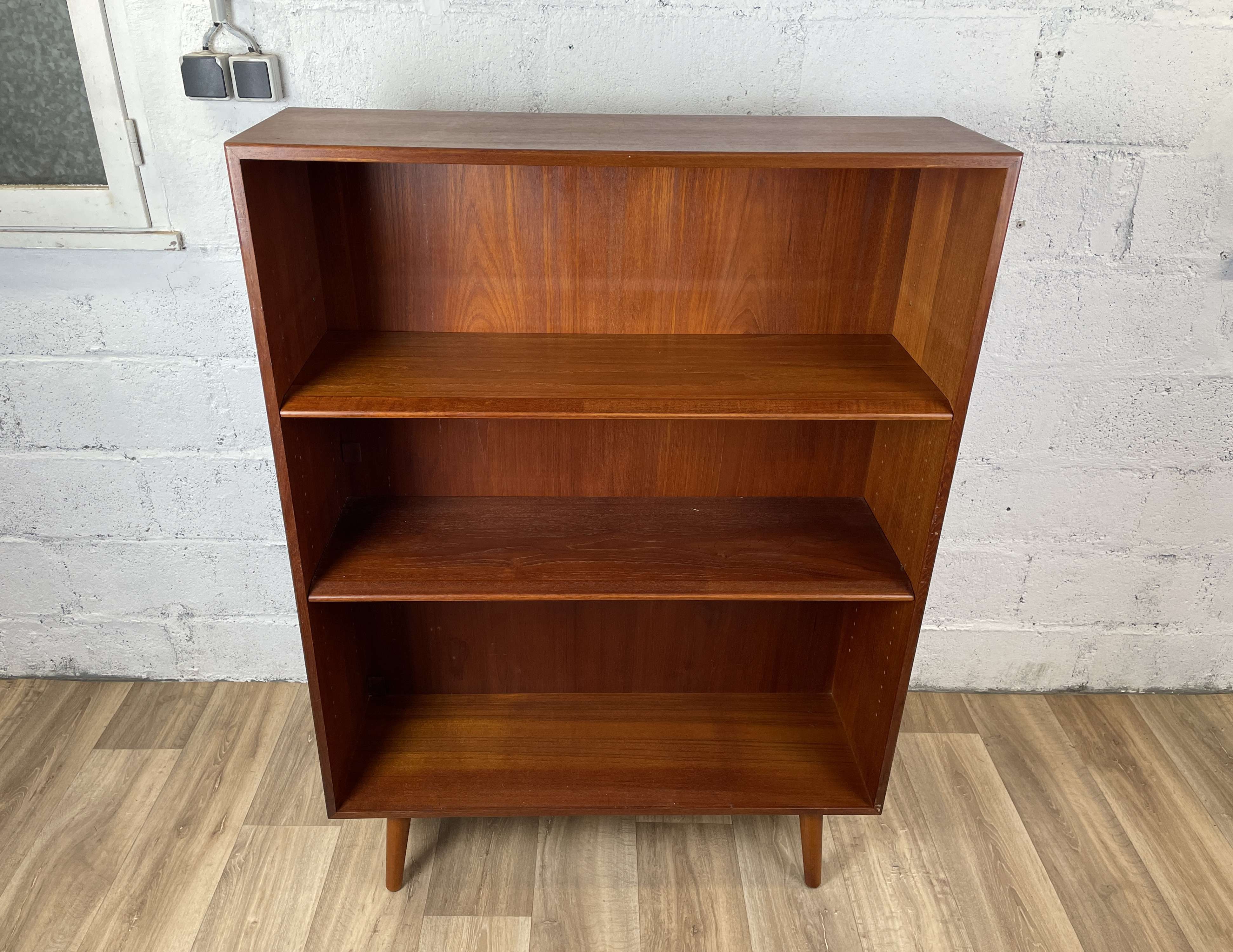 Vintage Scandinavian teak bookcase by Børge Mogensen for Søborg Møbelfabrik, 60s