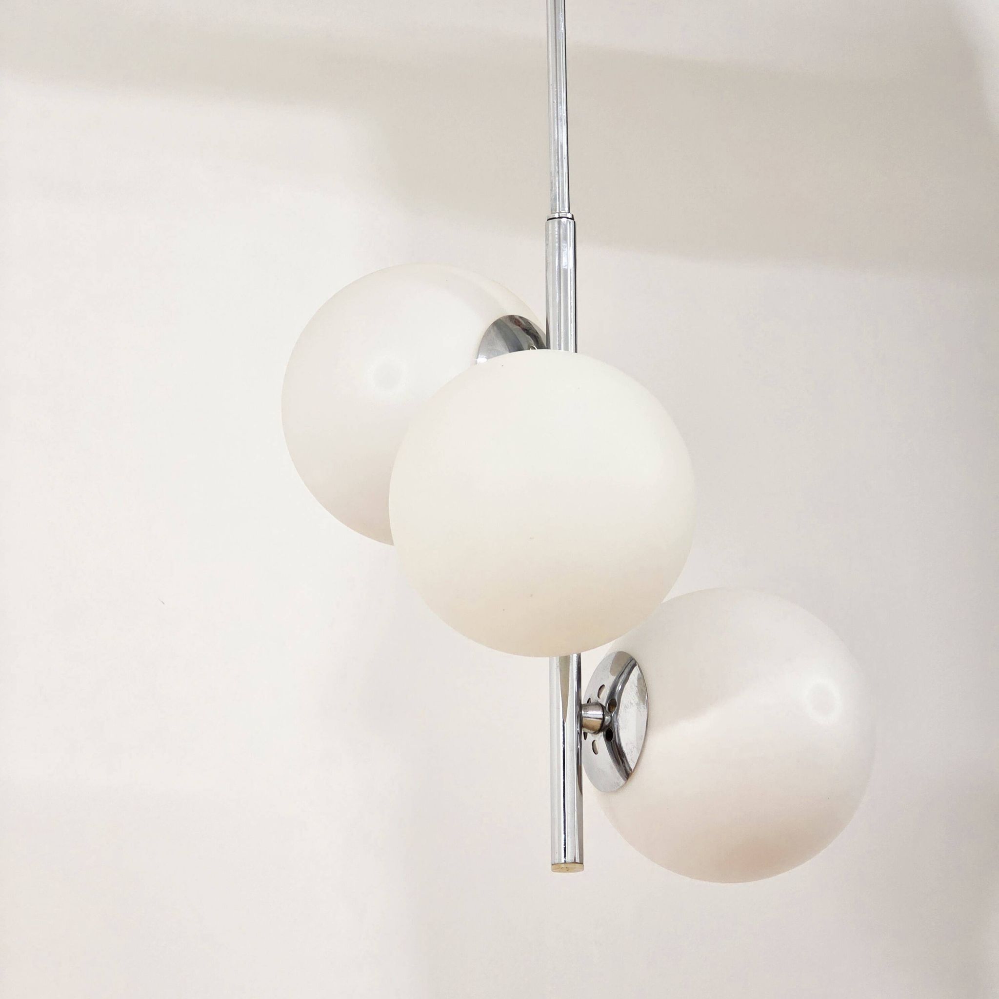 Chrome vintage chandelier with globes – 1970s modernist design