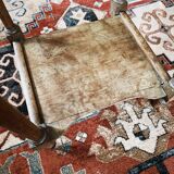 Table de chevet ancienne en bois avec plateau en marbre