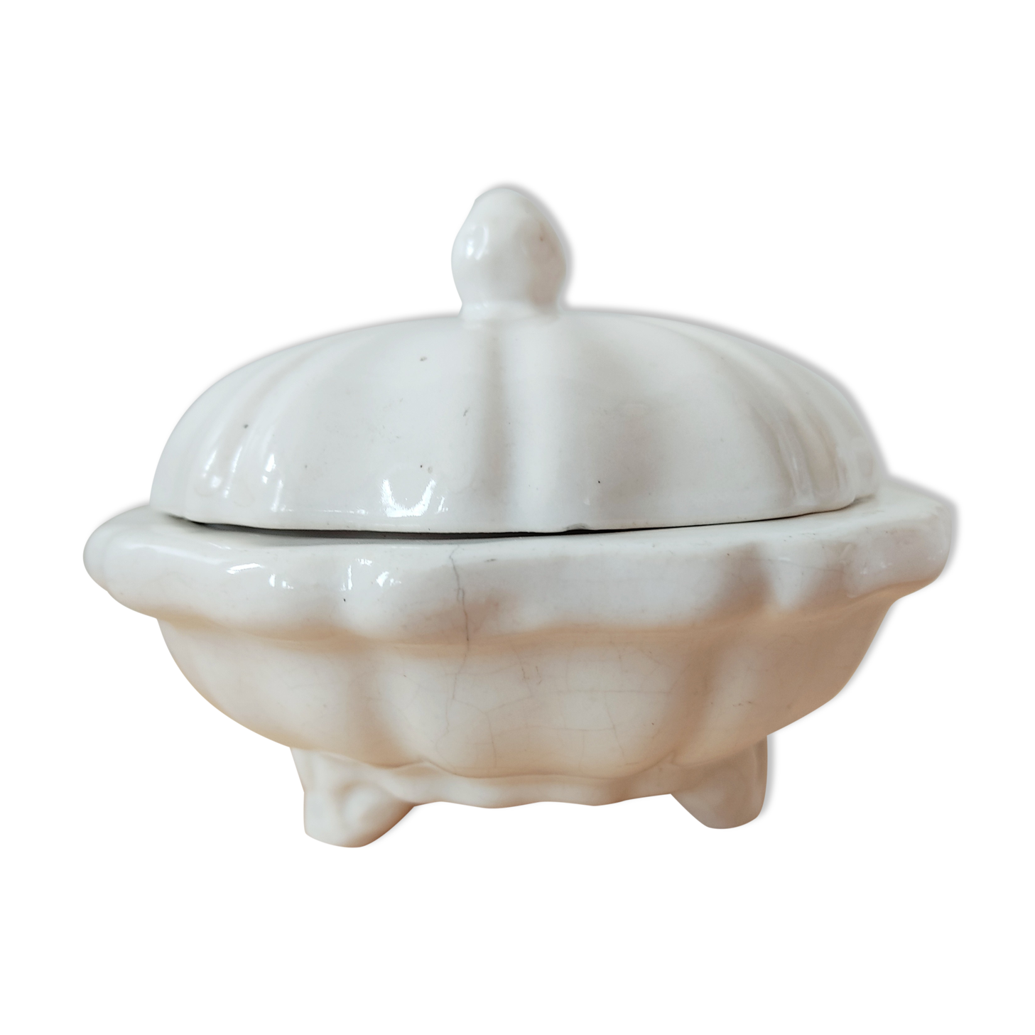 Delft ribbed earthenware box