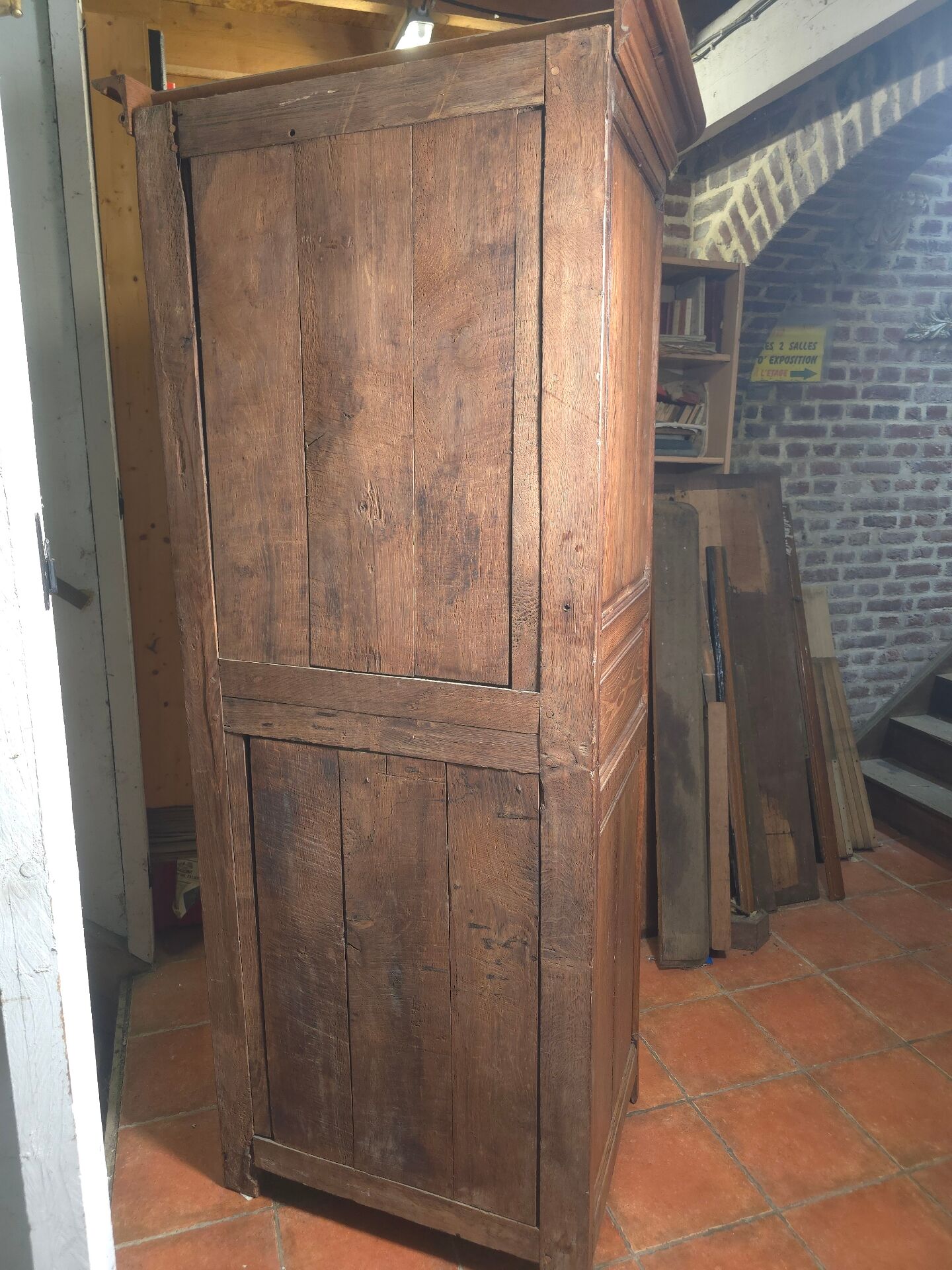 Wardrobe, oak bonnetière with moulding