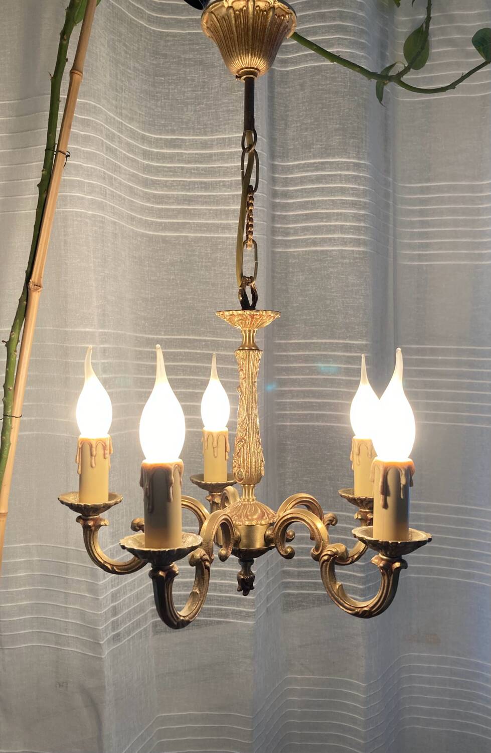 Lustre en bronze doré à 5 bras, époque XXeme