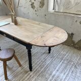 Oval pine farm table with 2m extensions