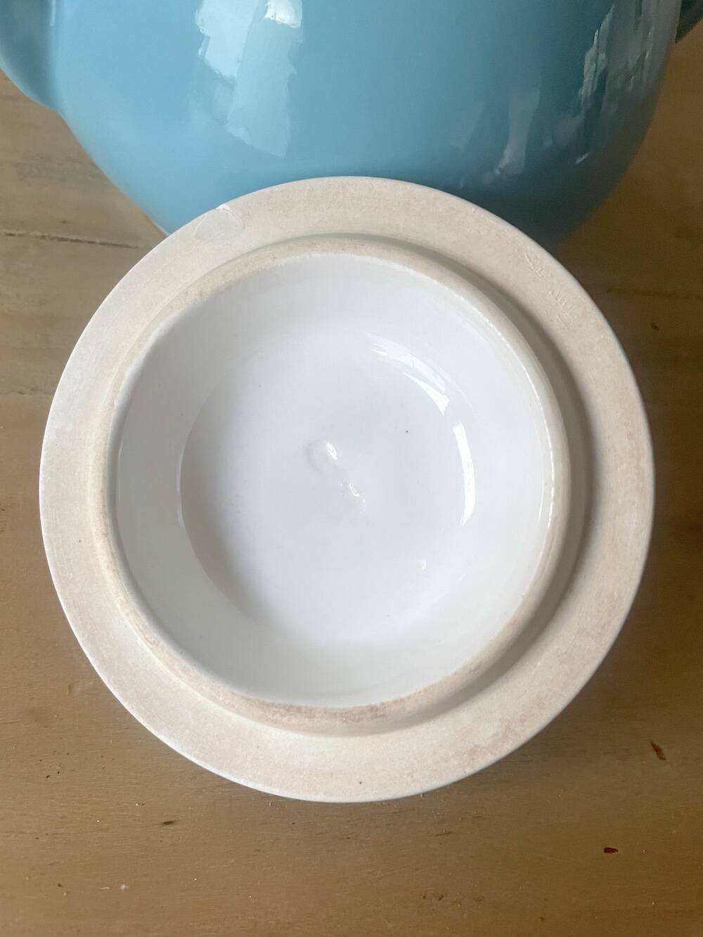 Retro coffee or teapot