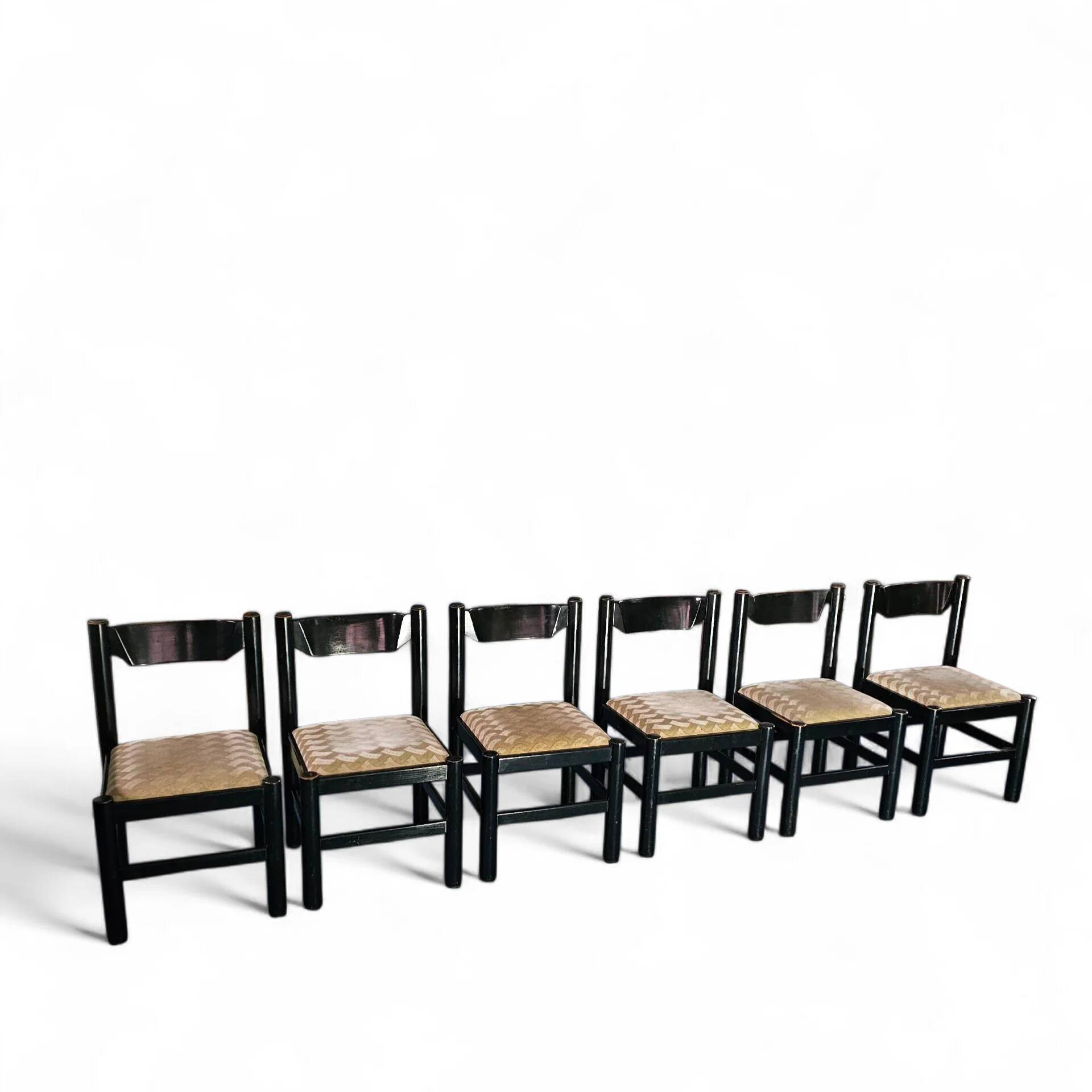 Rare dining set / Italy / 1970s / solid black painted wood / 6 x chair / matching table