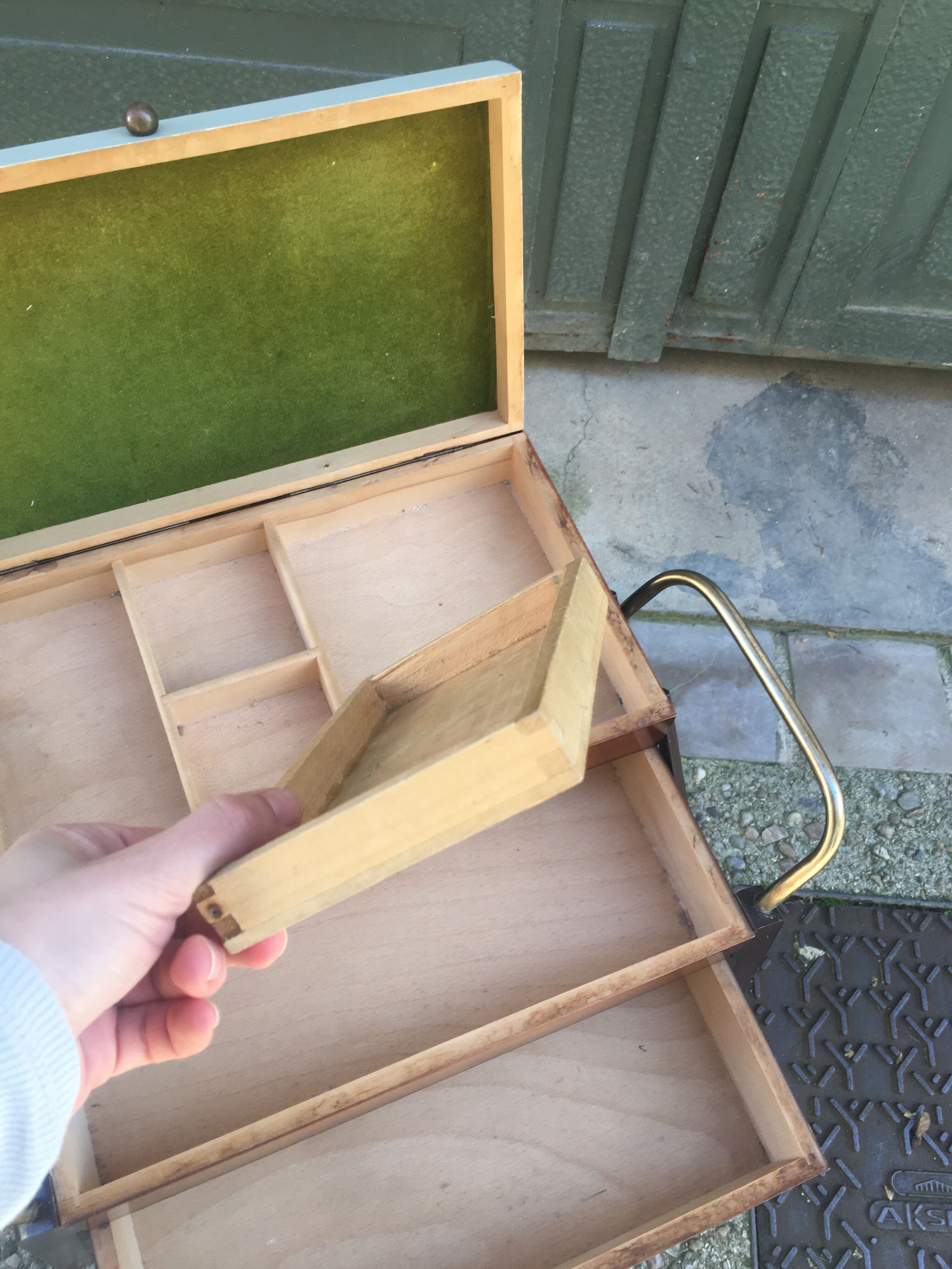 Wooden worker 3 compartments