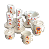 Porcelain coffee or tea set