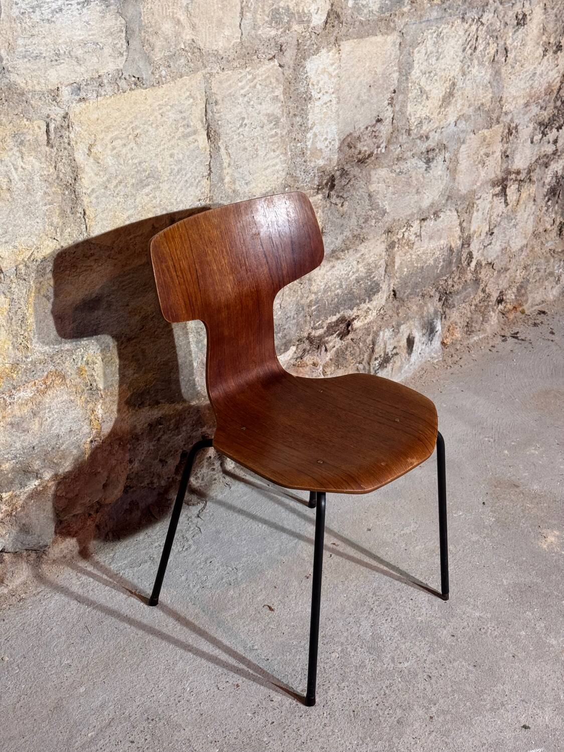Arne Jacobsen Chair - Hammer
