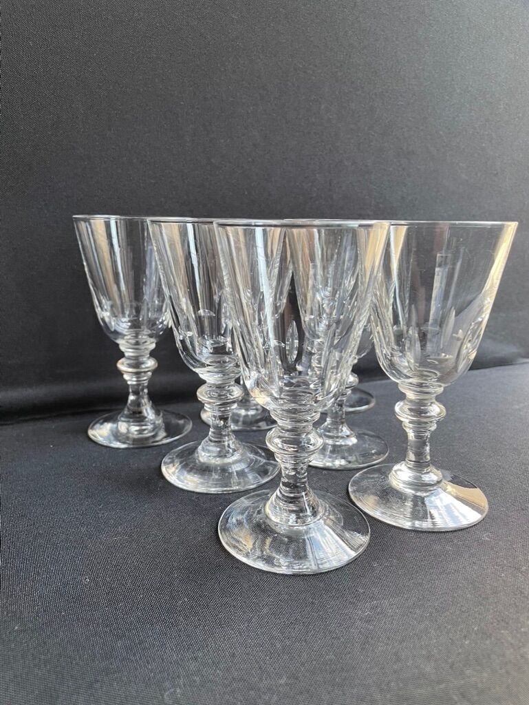 Blown and cut crystal glasses