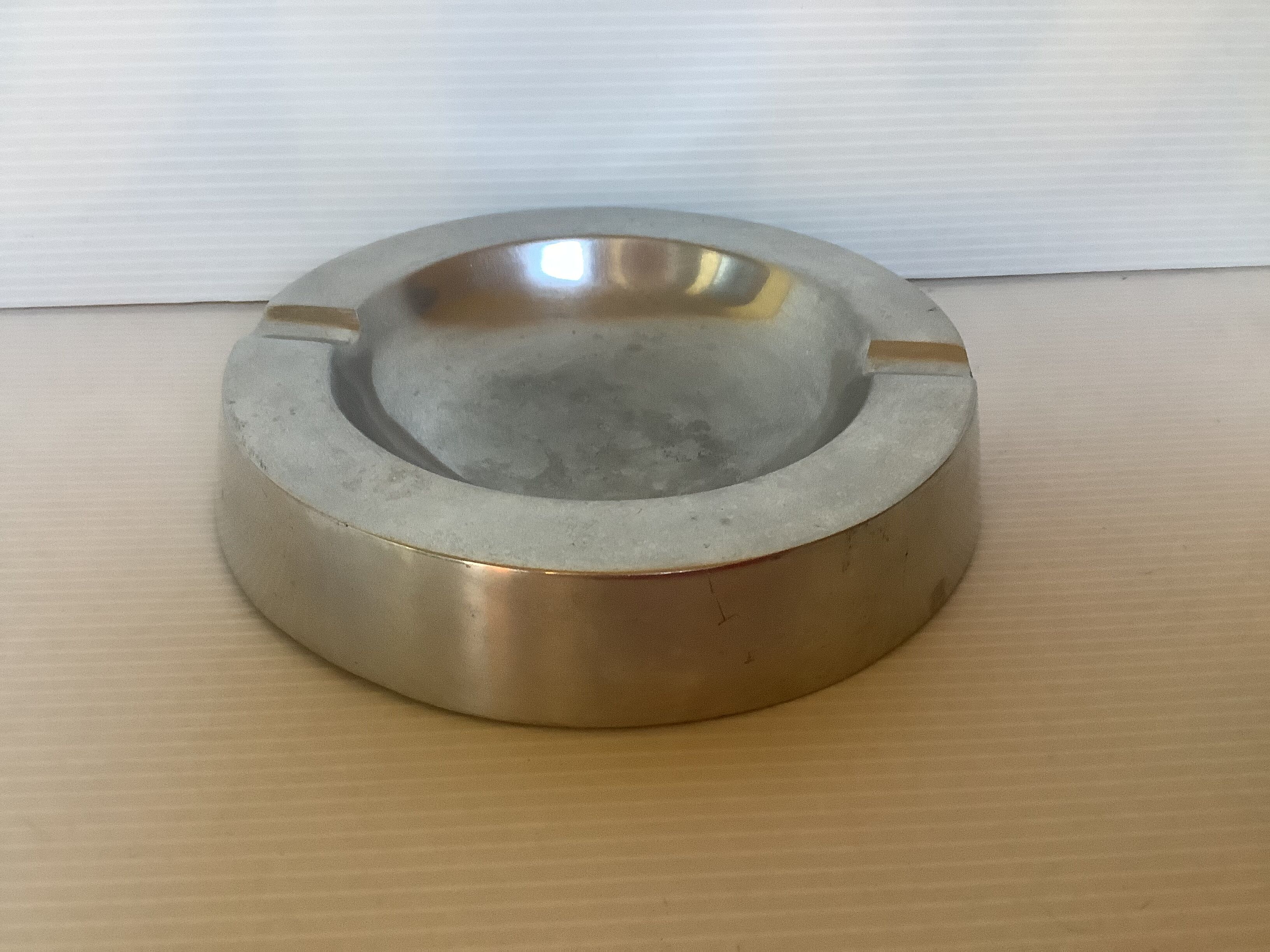 Empty ashtray metal pocket