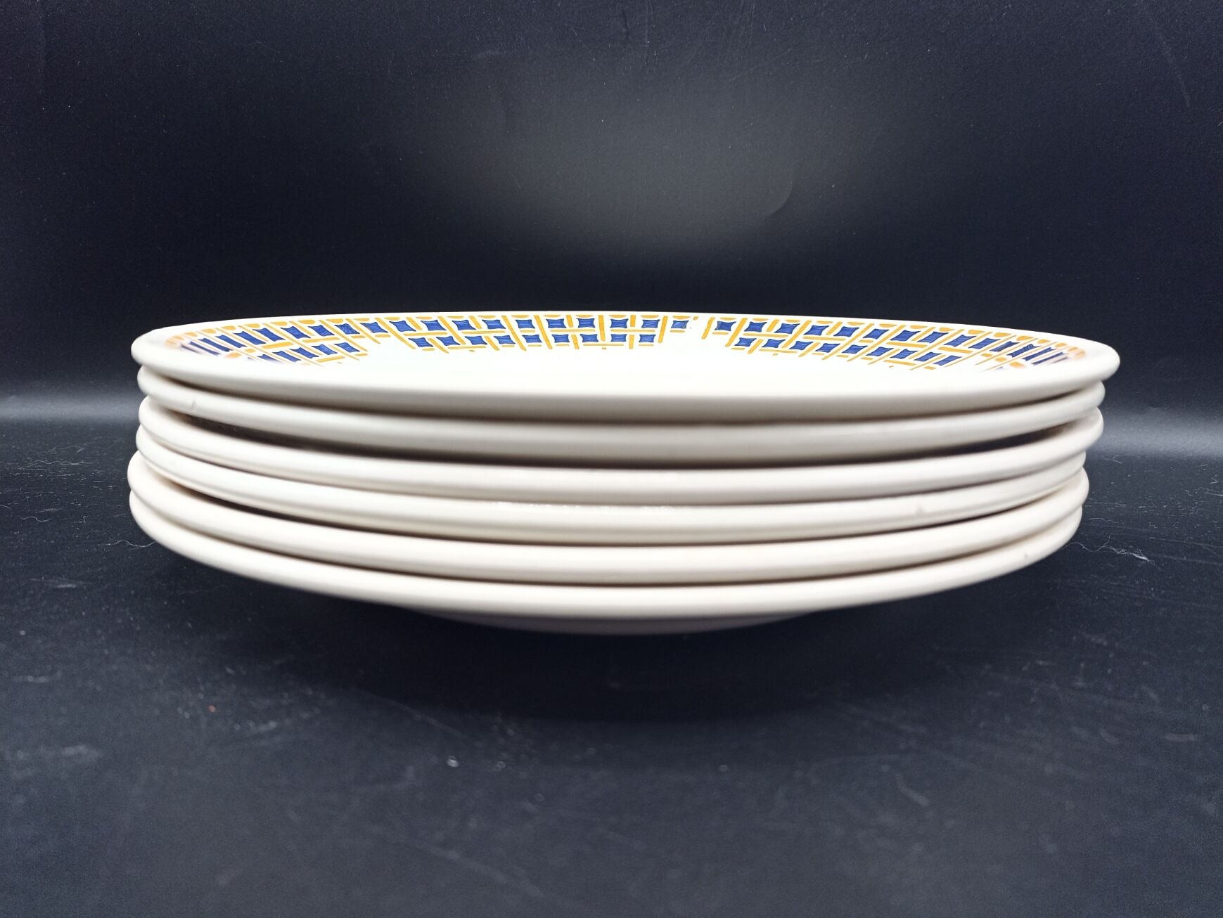 6 flat plates Maryse by Givors