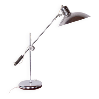 Lampe de bureau articulé en métal chromé par André Lavigne pour Aluminor 1960.