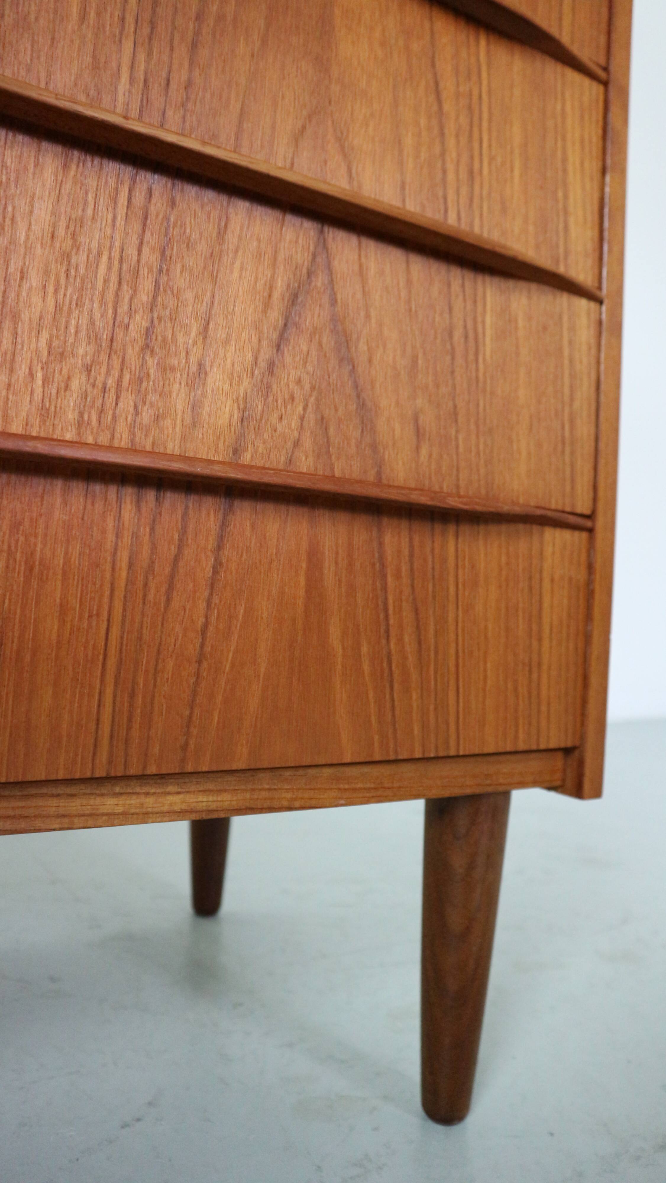 Mid-Century Modern Danish Chest of Eight Drawers, Tallboy in Teak, Denmark, 1960