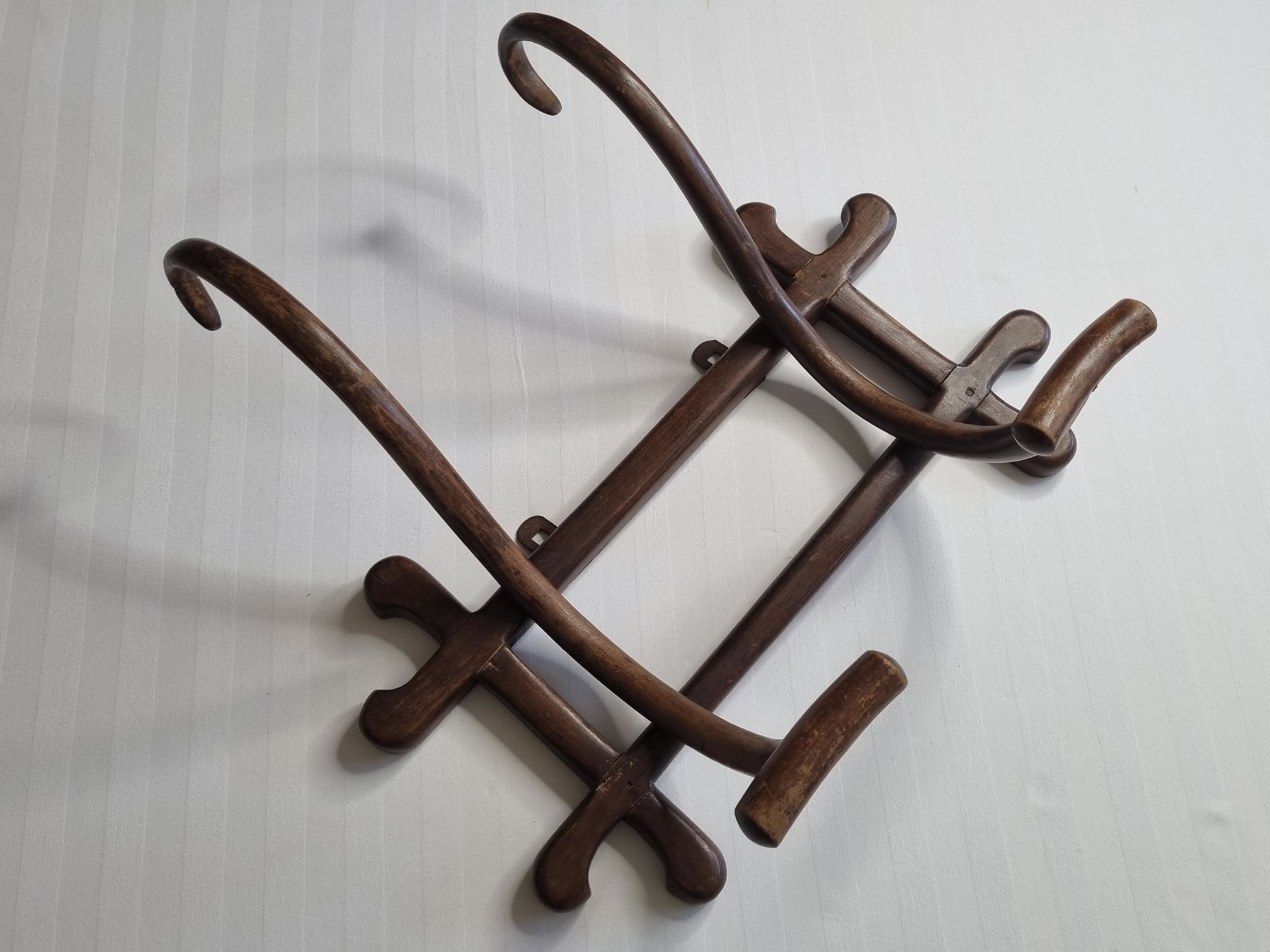 Coat rack 1900 in curved beech, Jacob & Josef Kohn, Vienna