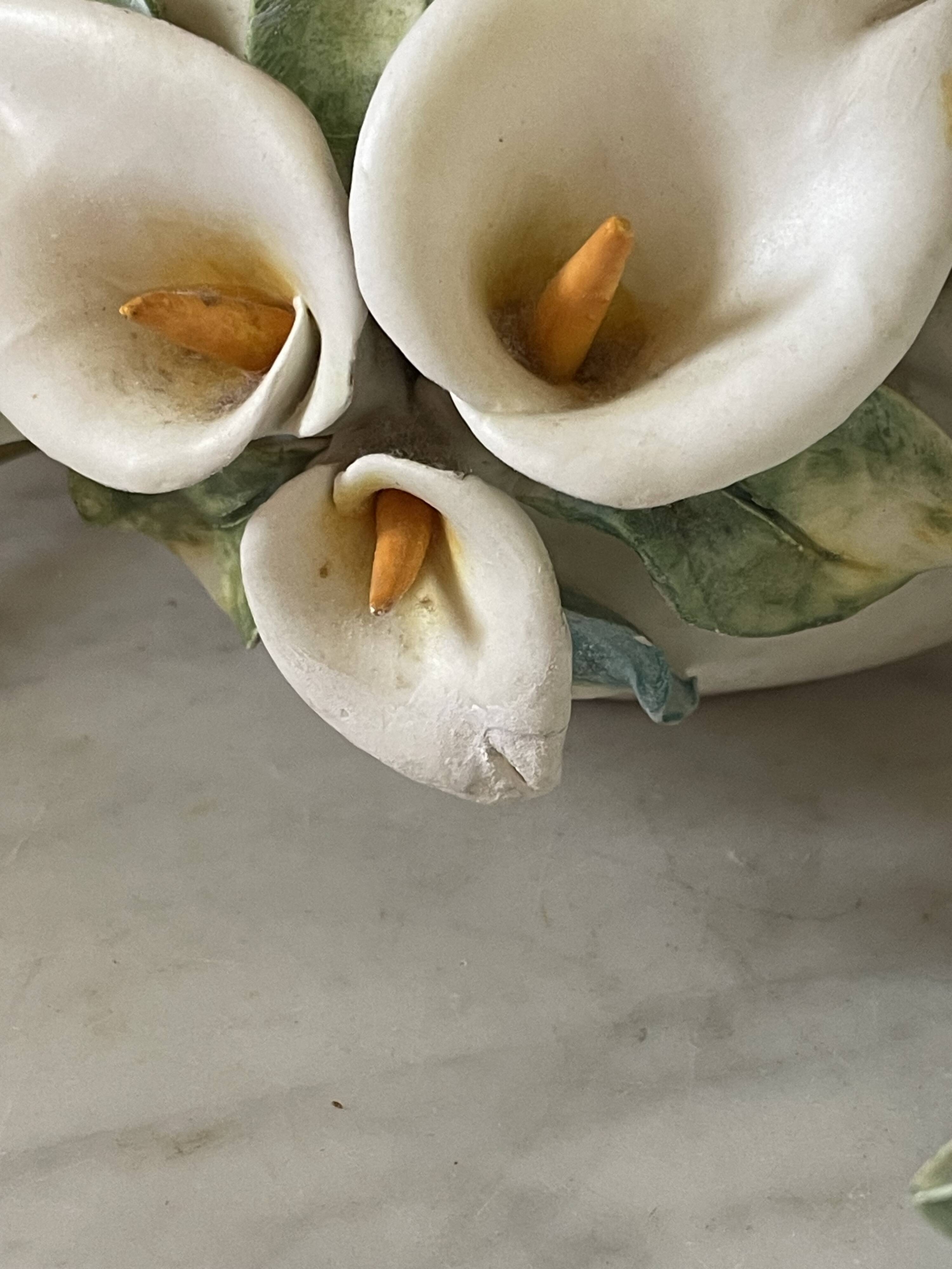 Pair of bedside lamps, vintage floral ceramic by Nazareno Picciotti, Deruta Italie